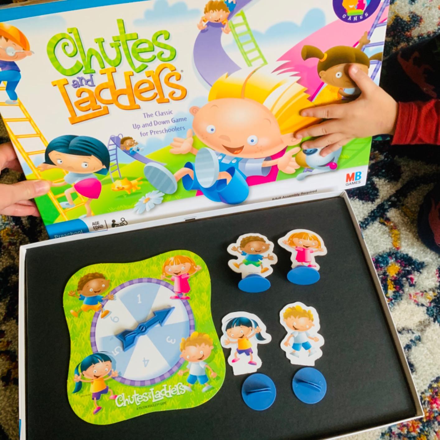 Hasbro Gaming Chutes and Ladders Board Game, 2 to 4 Players, Gift for Kids, Preschool Classroom Games, Ages 3+ (Amazon Exclusive) customer photo 2