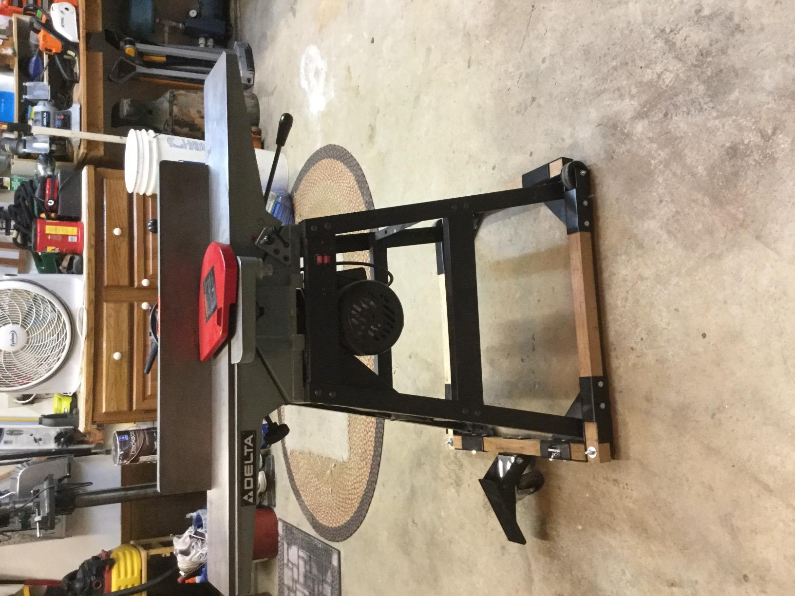 Delta 50-345 Universal Mobile Base (Wood Not Included) customer photo 1