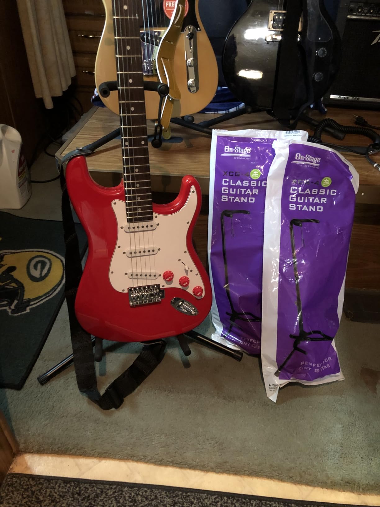 OnStage XCG4 Black Tripod Guitar Stand, Single customer photo 1