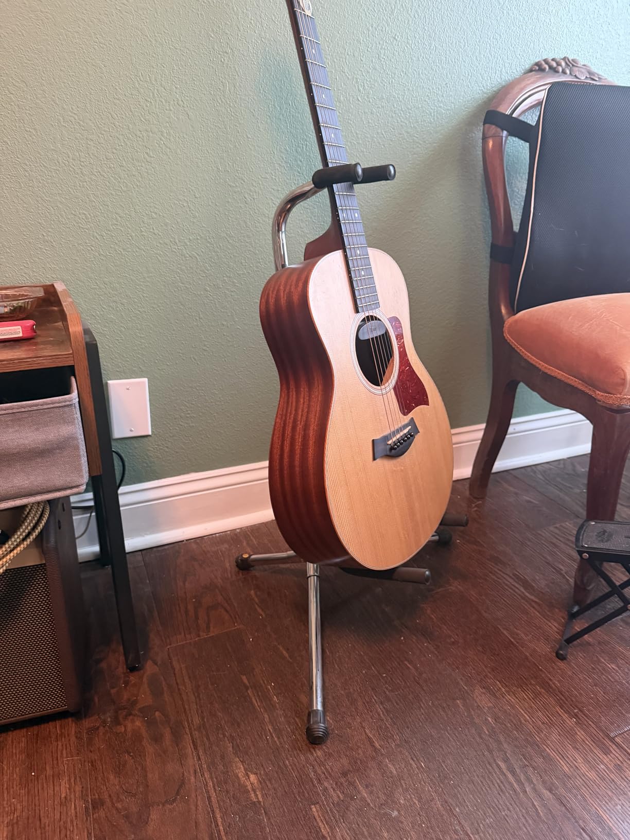 OnStage XCG4 Black Tripod Guitar Stand, Single customer photo 2