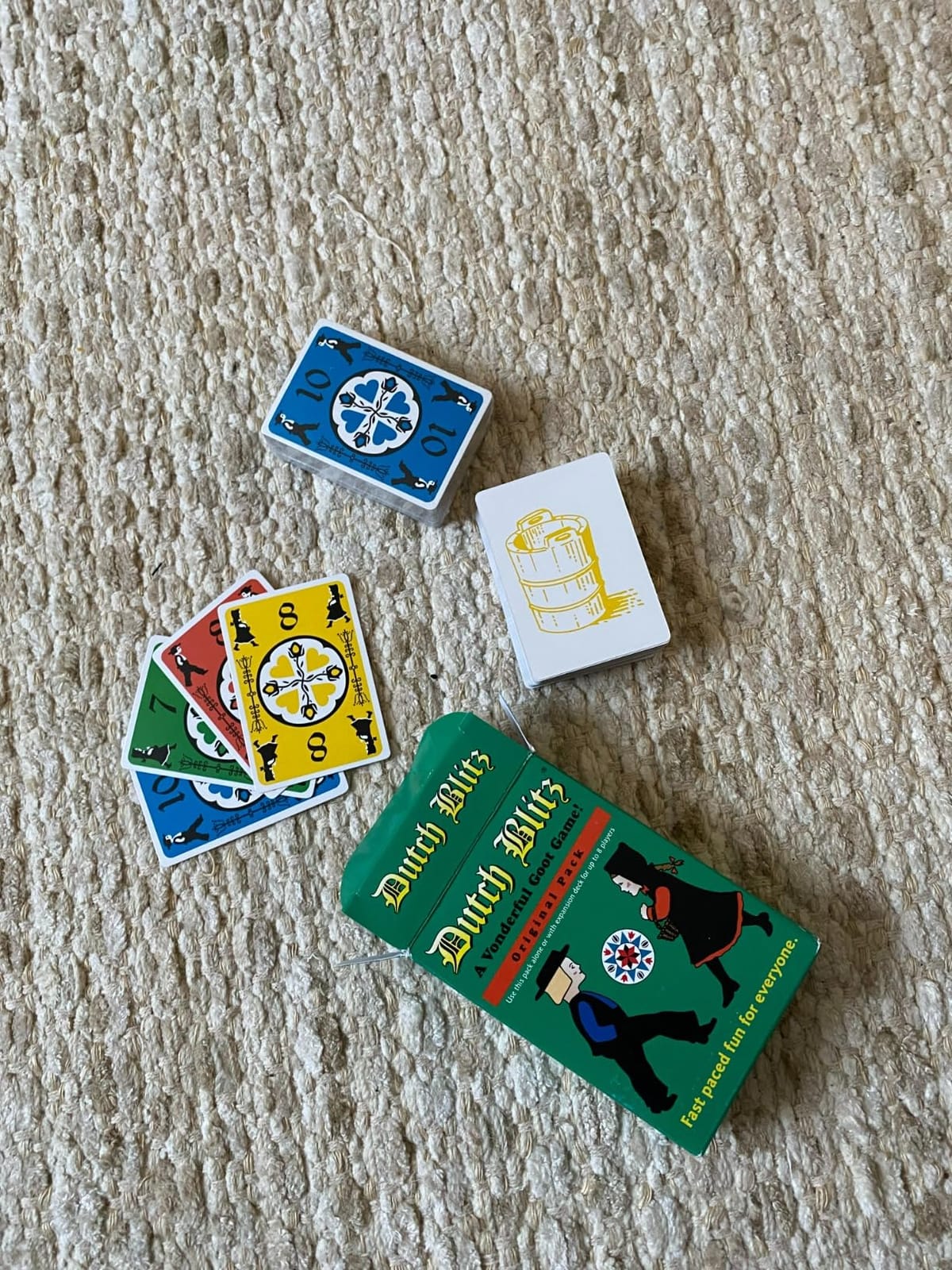 Dutch Blitz Card Game - Original Fast Paced Family Game with 160 Cards customer photo 1