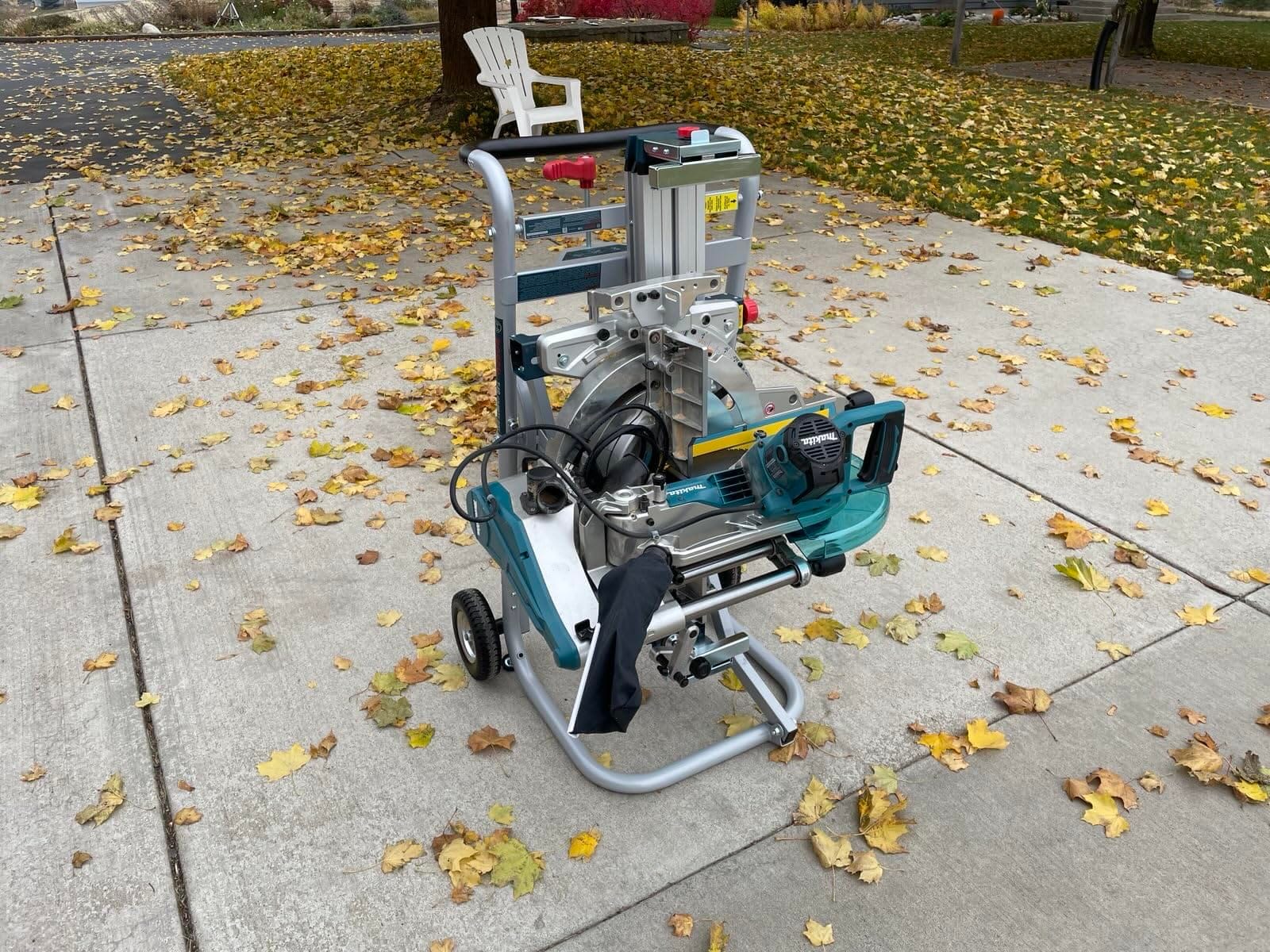 BOSCH T4B Gravity-Rise Miter Saw Stand with Wheels for Miter Saws customer photo 1