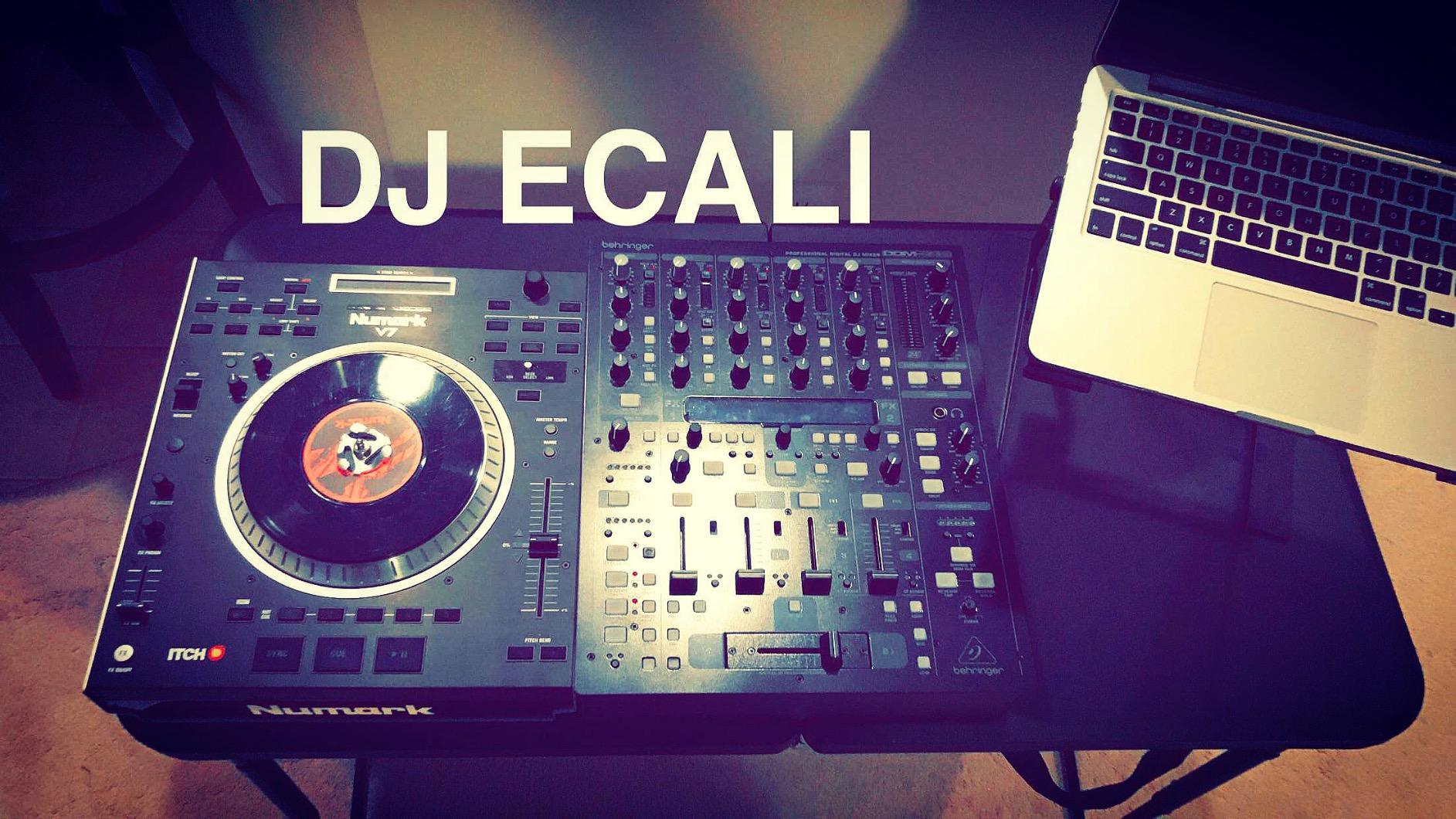 Behringer DIGITAL PRO MIXER DDM4000 Ultimate 5-Channel Digital DJ Mixer customer photo 2