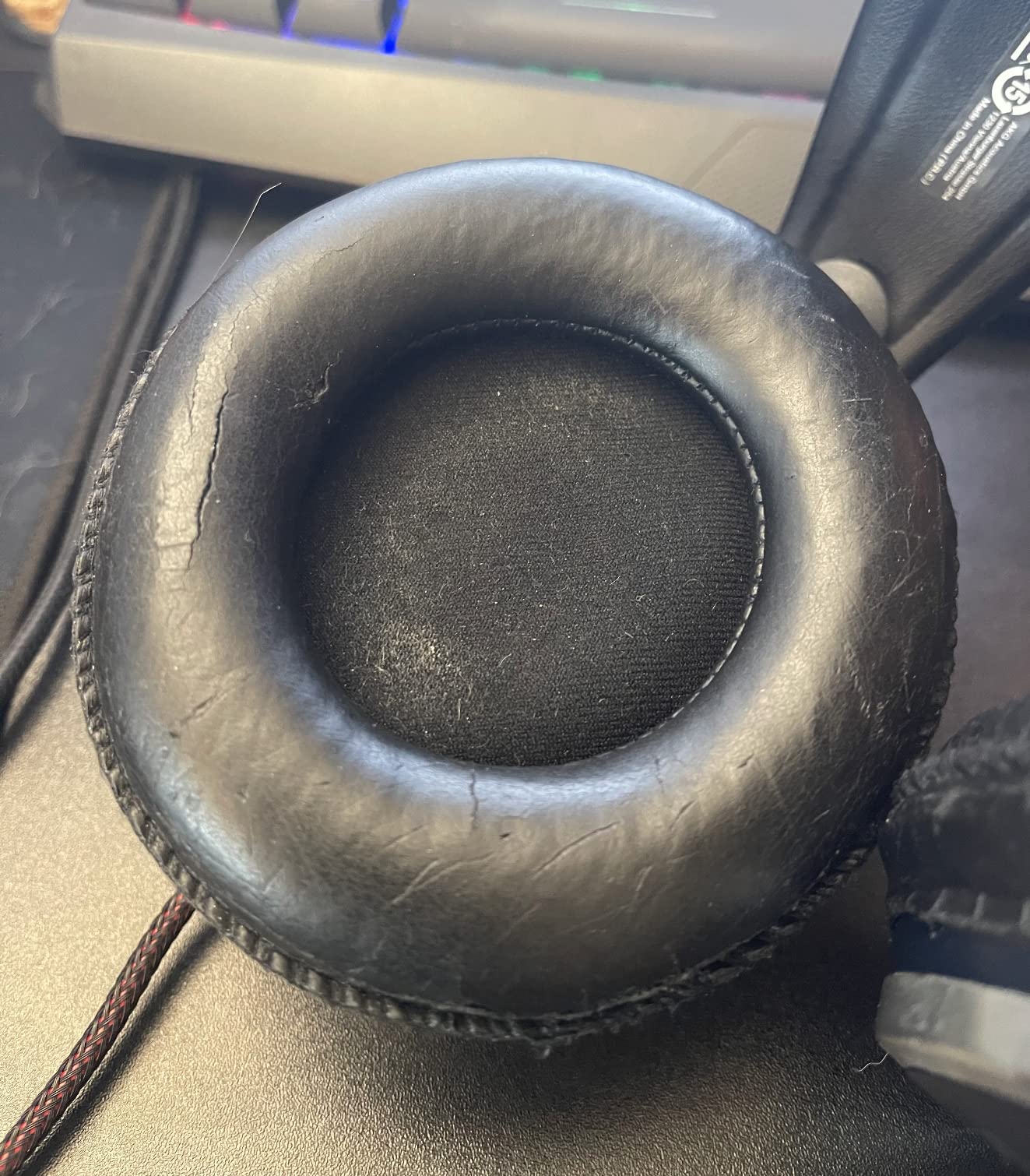 AKG Pro Audio K271 MKII Over-Ear, Closed-Back, Professional Studio Headphones, Black (2470X00190) customer photo 2
