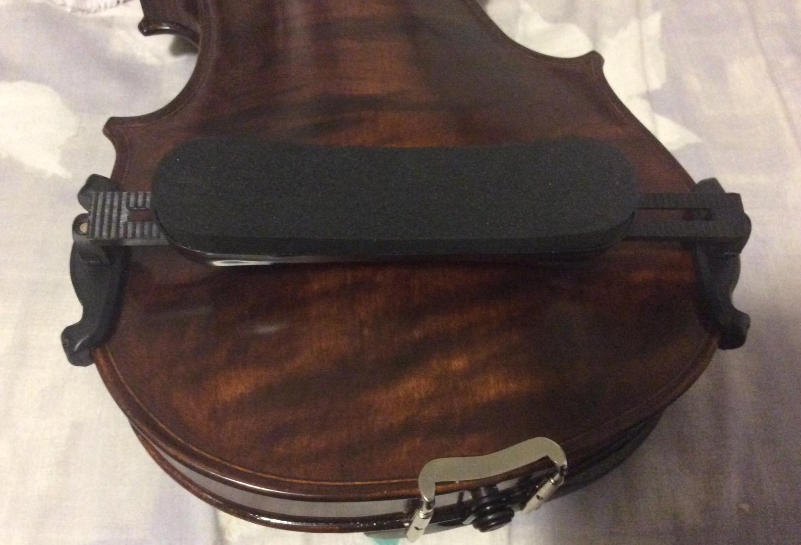 Mendini By Cecilio 4/4 Violin For Beginners, Black Solid Wood - Flamed Acoustic Violins Set with Case, Tuner, Shoulder Rest, Bow, Rosin, Bridge & Strings customer photo 2