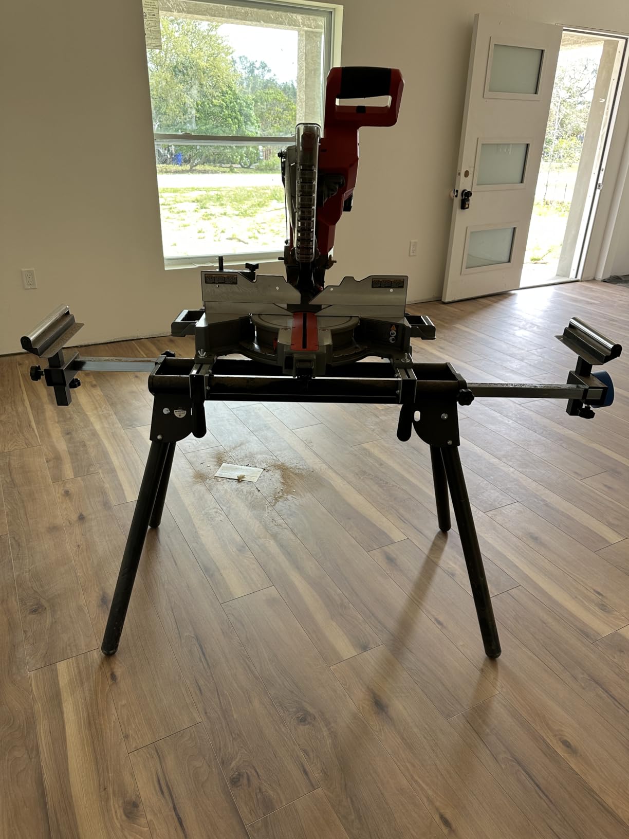 Evolution Power Tools EVOMS1 Miter Saw Stand Compact & Folding, Universal Fits Most Brands, Quick Release Mounting Brackets, Rollers, End Stops for Repeat Cutting , Black customer photo 1