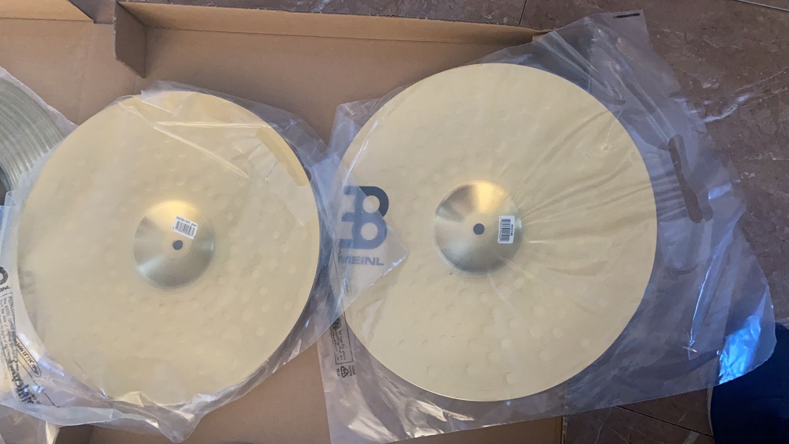 Meinl Cymbal Set Box Pack with 14” Hihats, 18” Crash/Ride, Plus a FREE 14” Crash – HCS Traditional Finish Brass – Made In Germany, TWO-YEAR WARRANTY (HCS1418+14C) customer photo 2