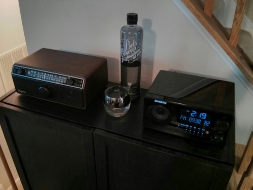 Sangean WR-22WL AM/FM-RDS/Bluetooth/USB Table-Top Digital Tuning Receiver (Walnut) customer photo 1
