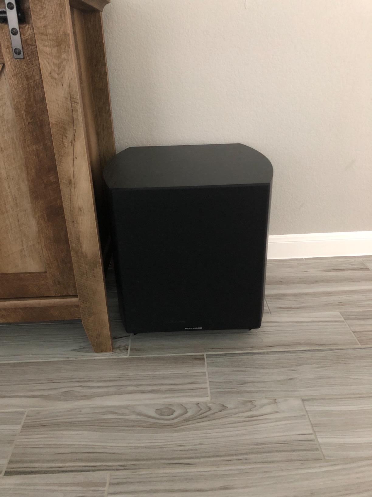 Monoprice 12 Inch 150 Watt Powered Subwoofer, Black (109723) customer photo 2