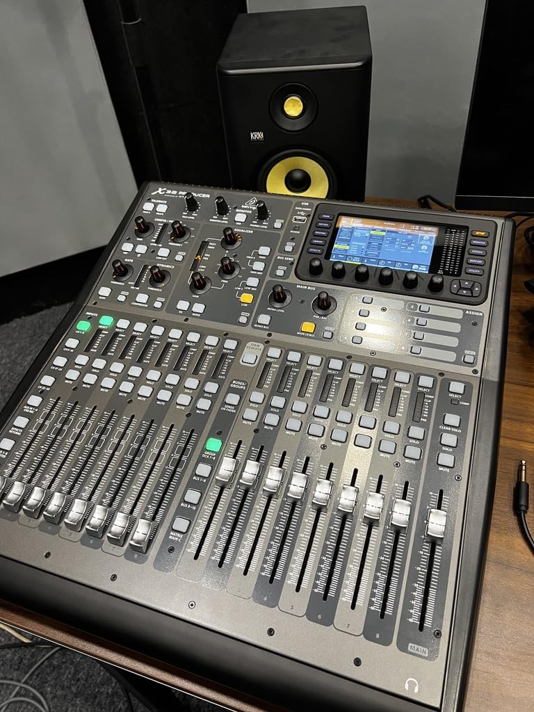 Behringer 32 A-B Box (X32PRODUCER), Black customer photo 1