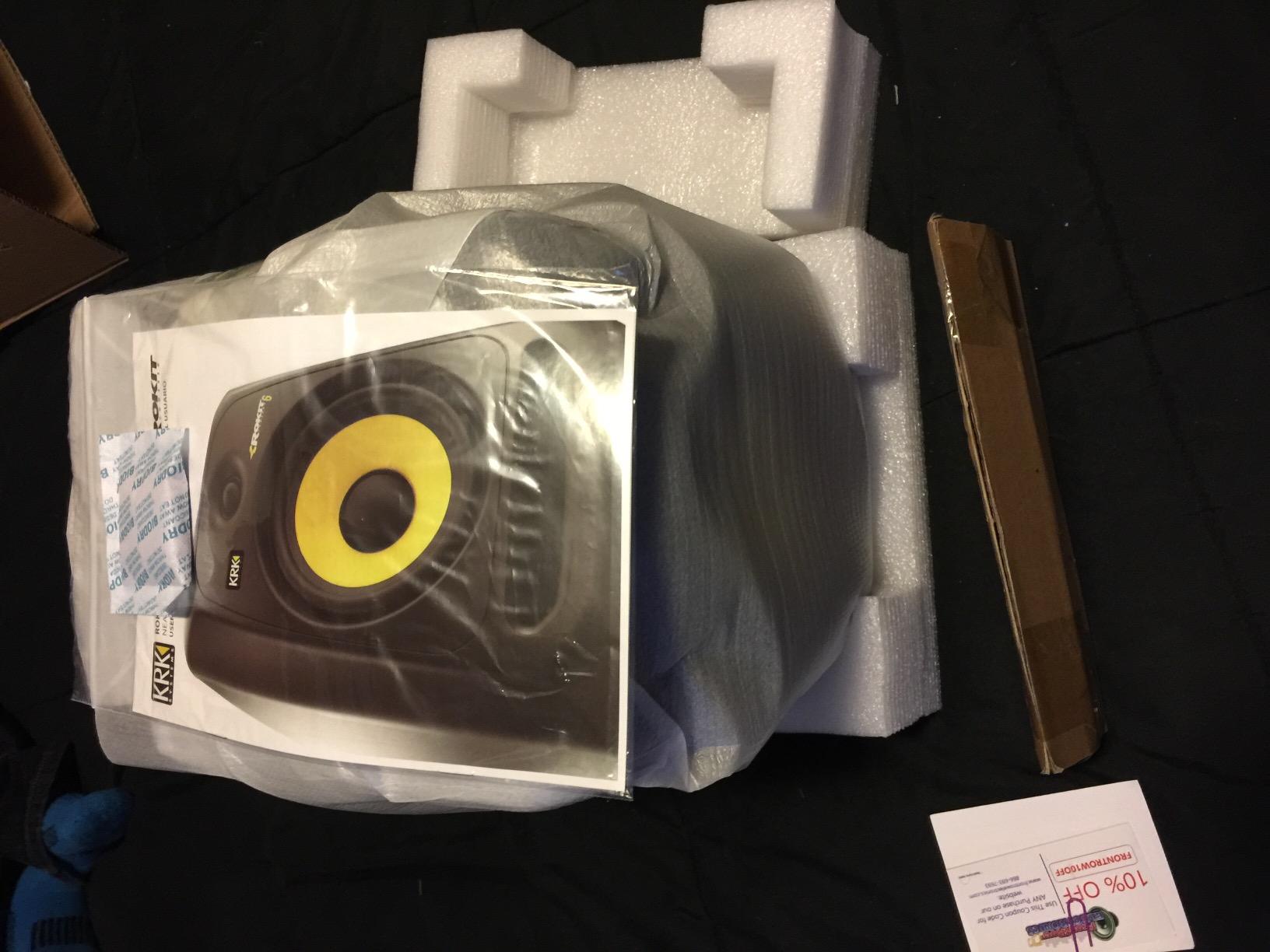 KRK RP5G3- 59107 NA Rokit 5 Generation 3 Powered Studio Monitor - Pair customer photo 2