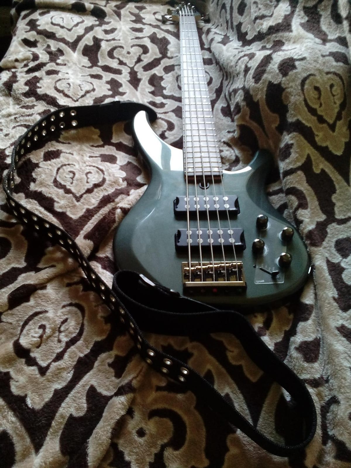 Yamaha TRBX305 MGR 5-String Electric Bass Guitar customer photo 2