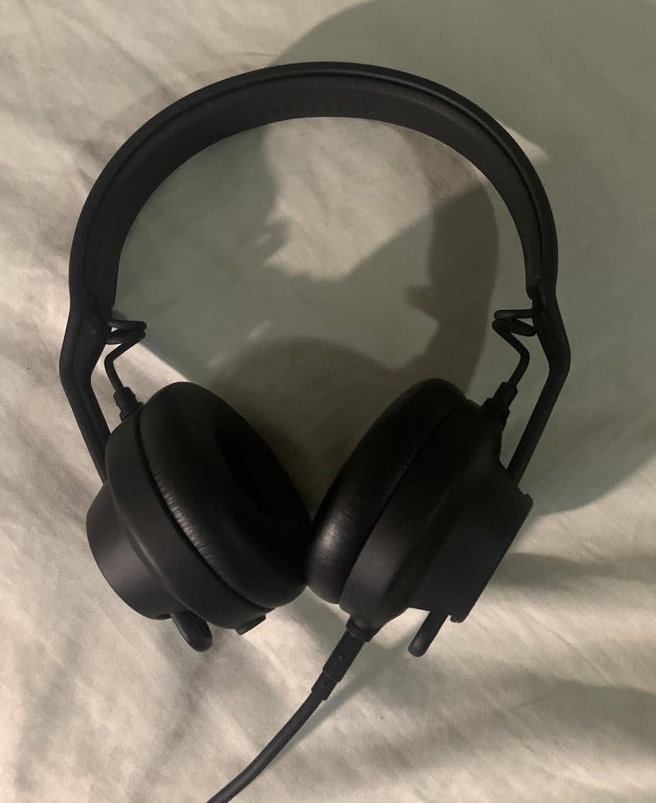 AIAIAI TMA-2 DJ Wired On-Ear DJ Headphones, Punchy Bass, Black, Isolation | 40mm bio-cellulose driver, 3.5mm jack, low distortion, high-isolation Earpads, durable build, modular parts, memory-foam pads customer photo 1