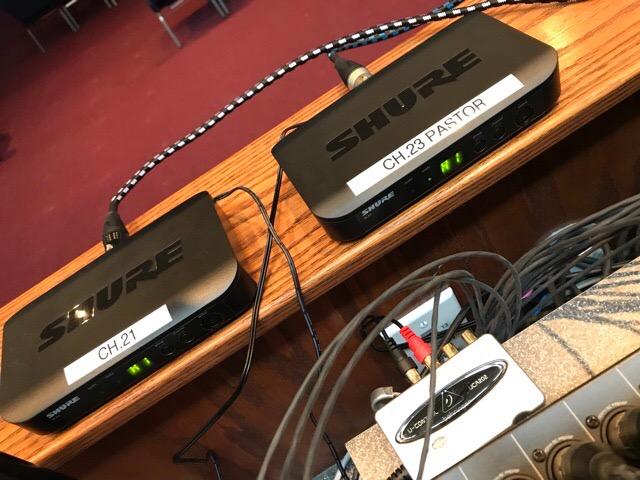 Shure BLX14/CVL Wireless Lavalier Microphone System - H10 Band customer photo 1
