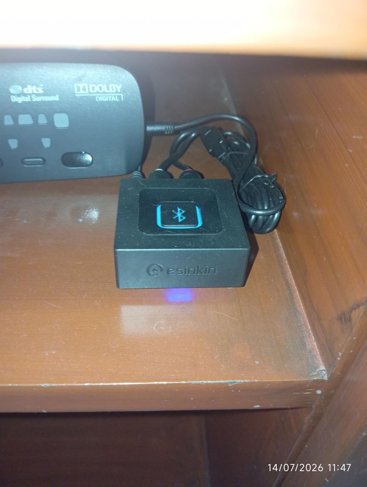 Esinkin Bluetooth Audio Adapter for Music Streaming Sound System customer photo 2