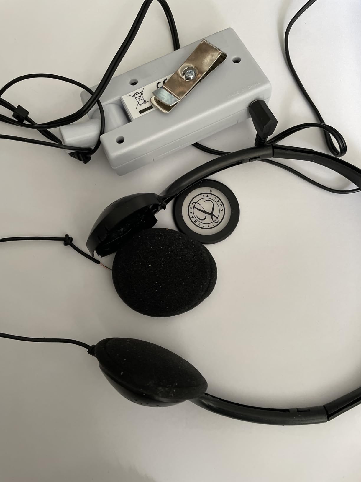 SuperEar SE5000 Hearing Amplifier for Seniors, Sound Amplifier, Headphones customer photo 2