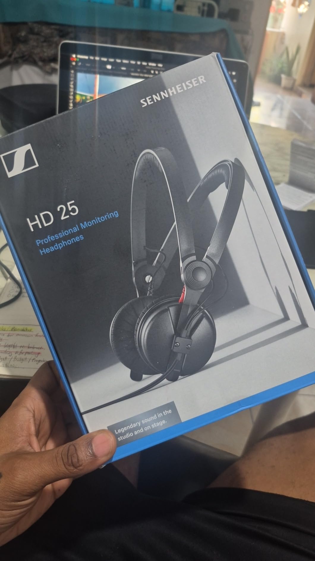 Sennheiser Pro Audio Professional HD 25 On-Ear DJ Headphones Black customer photo 1