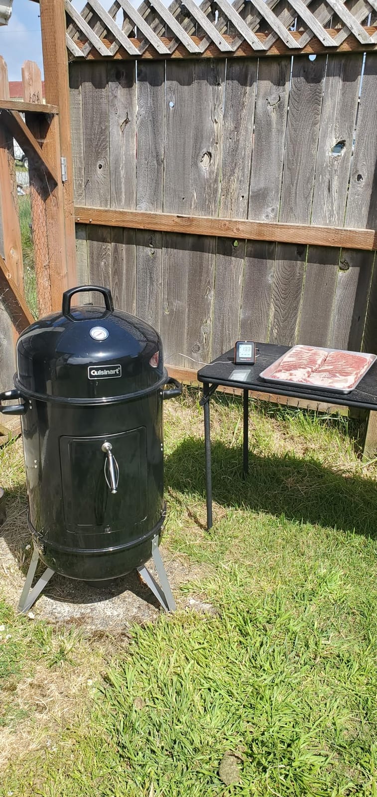 Cuisinart 18” Vertical Charcoal Smoker, Integrated Thermometer, Water Bowl and Dual Vents Perfect for Smoked Brisket, Chrome Plated Grates Smoker Grill for BBQ, Camping, Tailgates customer photo 1