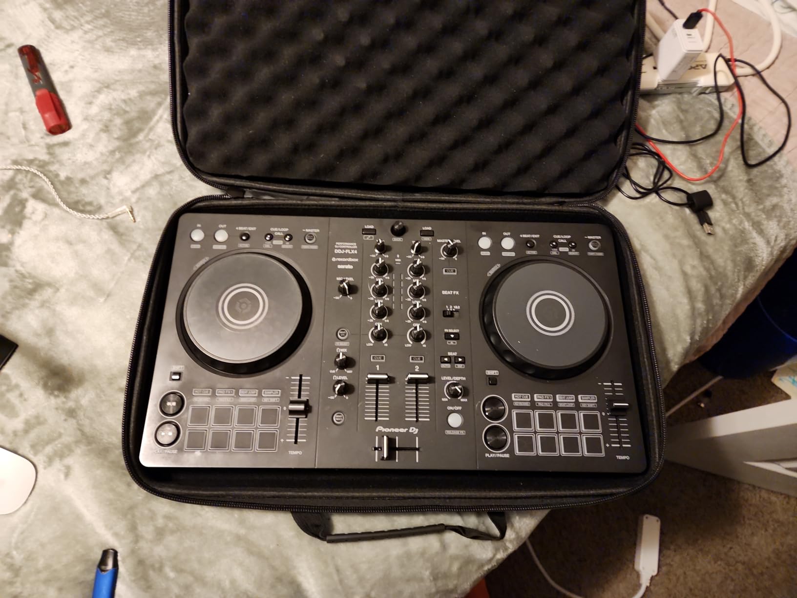 caseling Hard Case Fits Pioneer DJ DDJ-FLX4 2-Channel Controller customer photo 2