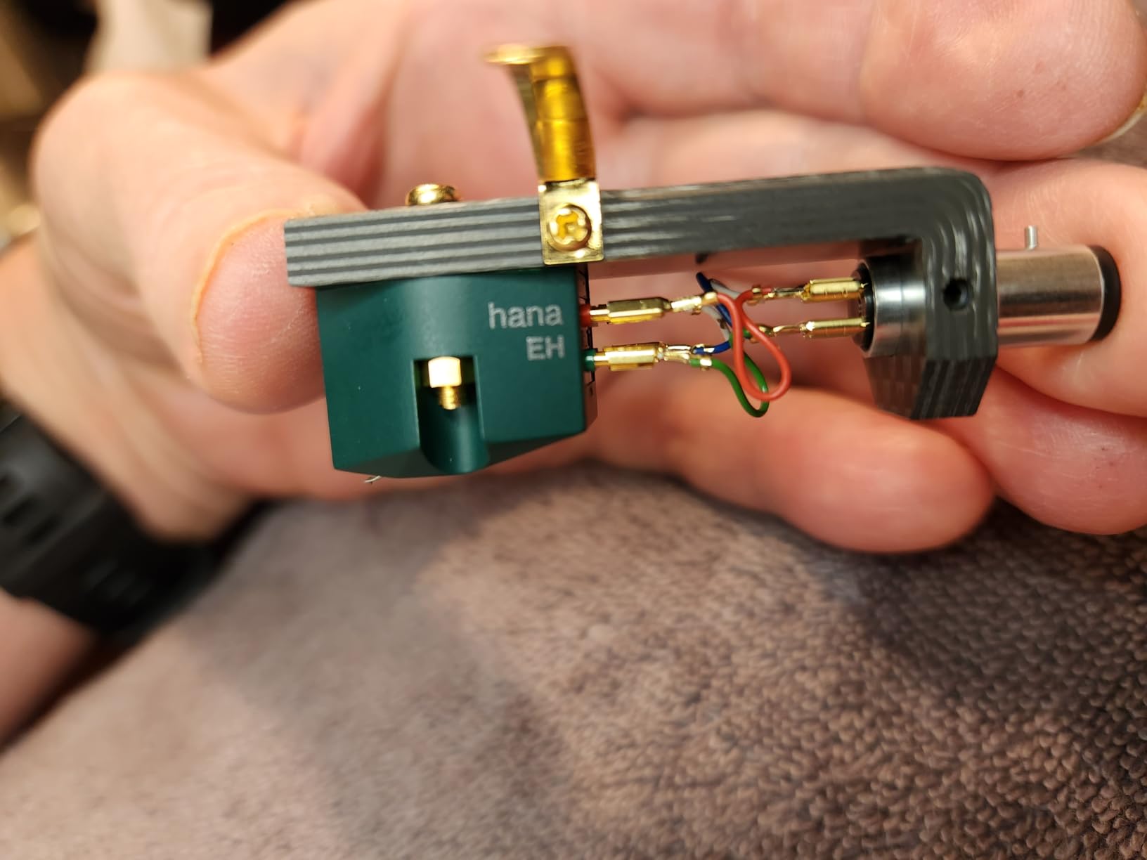 Hana EH High-Output Hi-Performance MC Cartridge with Elliptical stylus - MADE IN JAPAN customer photo 1