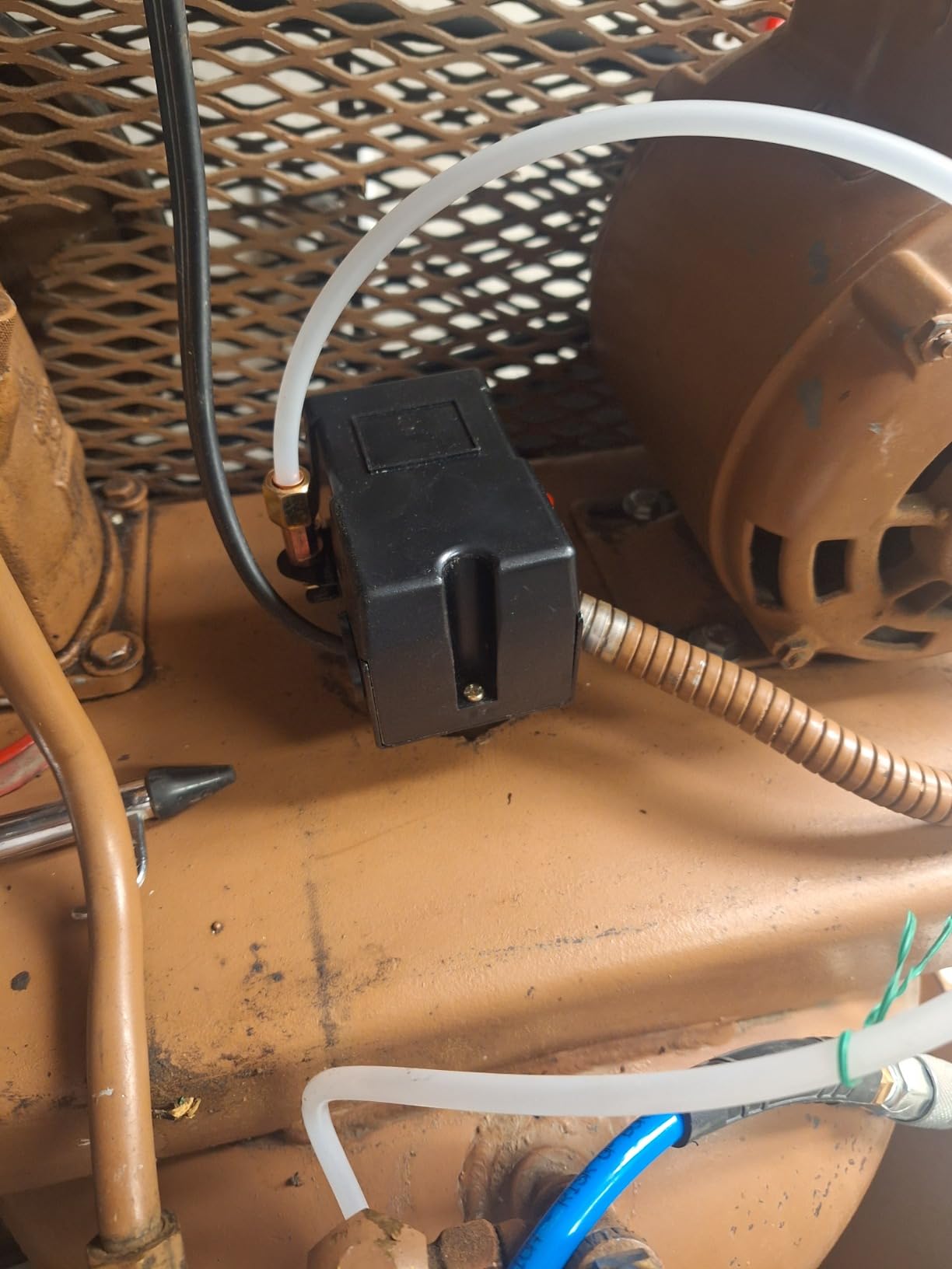 Air Compressor Pressure Switch 90-125 PSI, 26A Heavy Duty 1/4