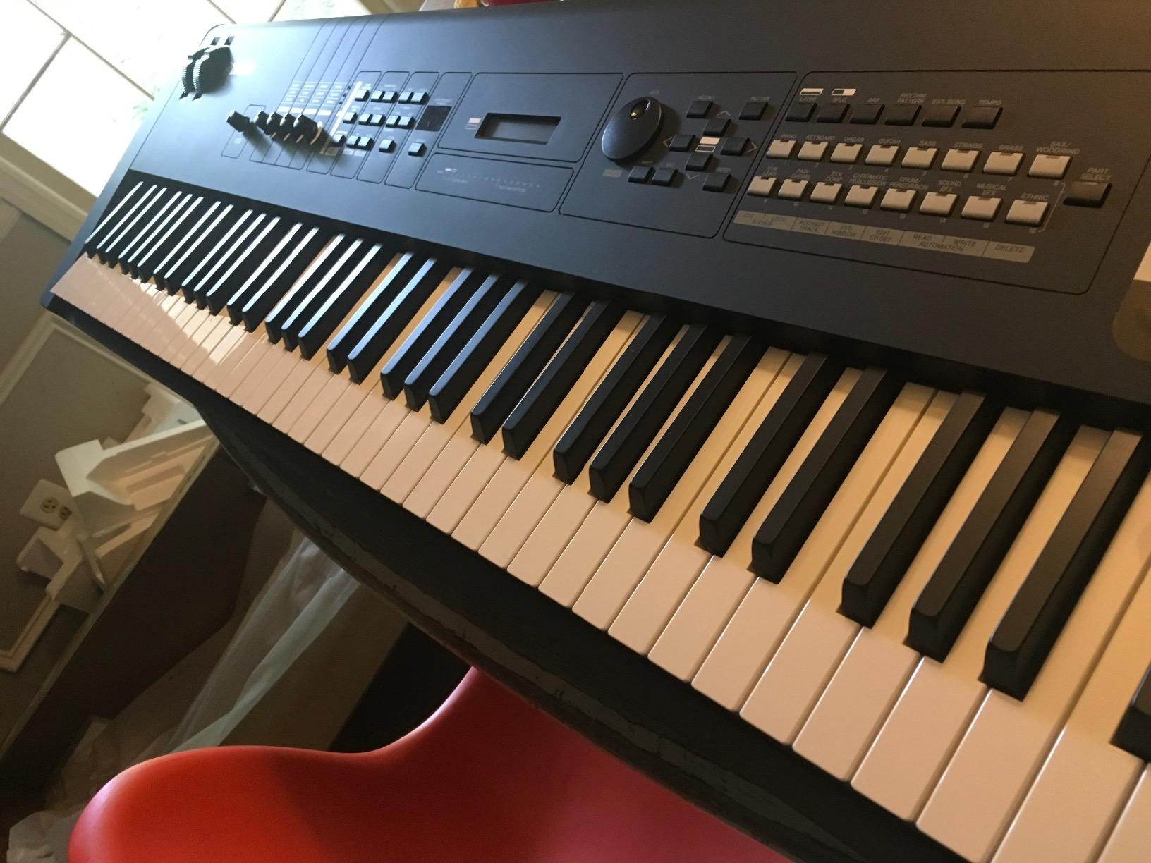 Yamaha MX88 88-Key Weighted Action Synthesizer, MX88BK customer photo 1