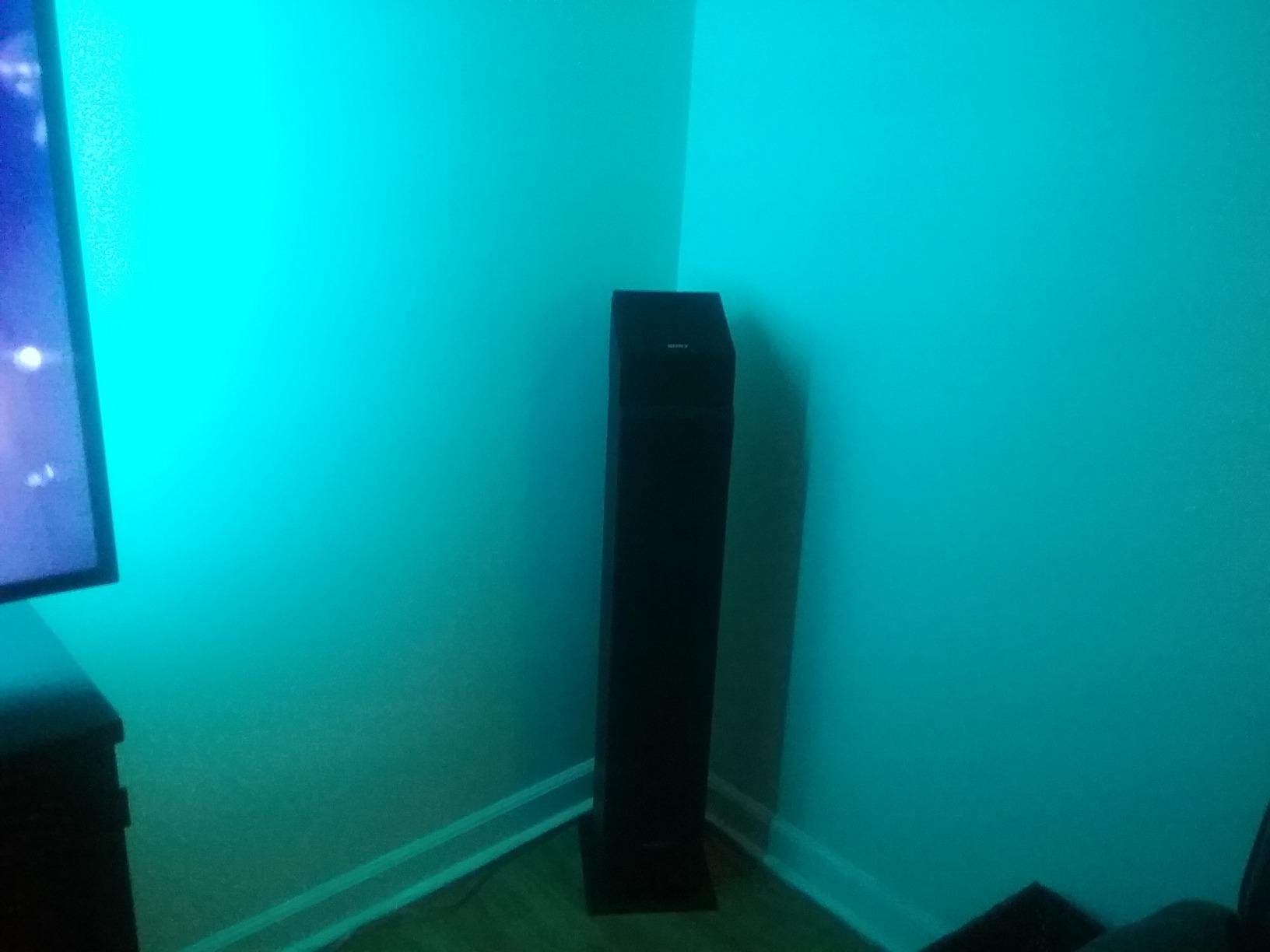 Sony SS-CS3 3-Way 4-Driver Floor-Standing Speaker (Black) customer photo 2