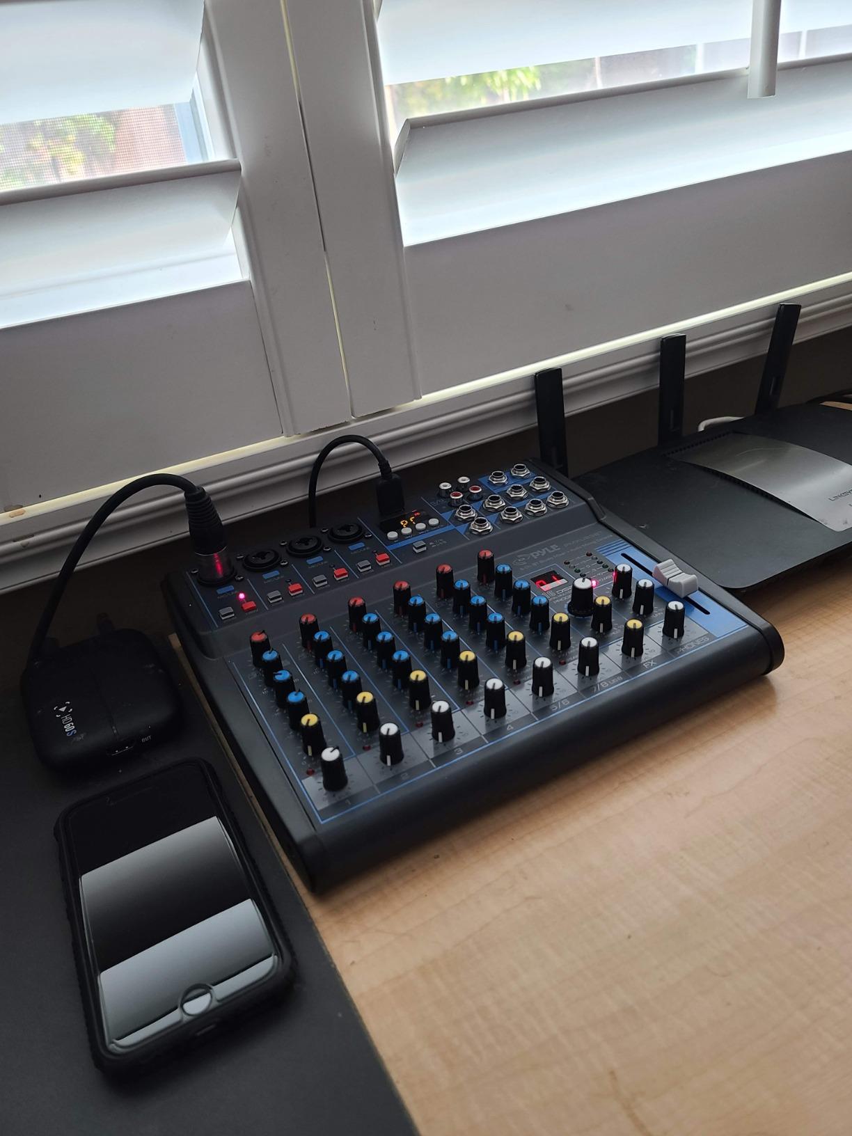Pyle 8 Channel DJ Audio Mixer, Bluetooth, DSP FX, USB, Audio Interface customer photo 1
