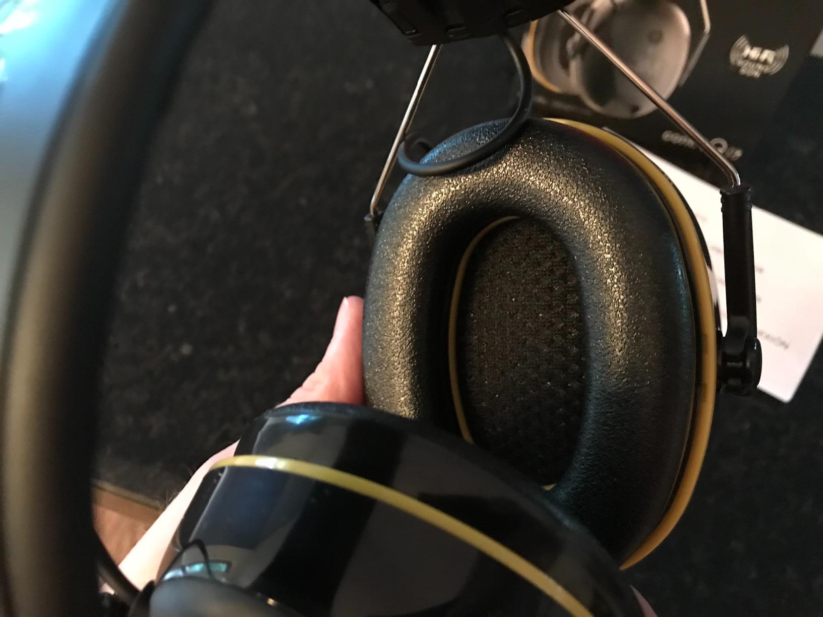 3M WorkTunes customer photo 2