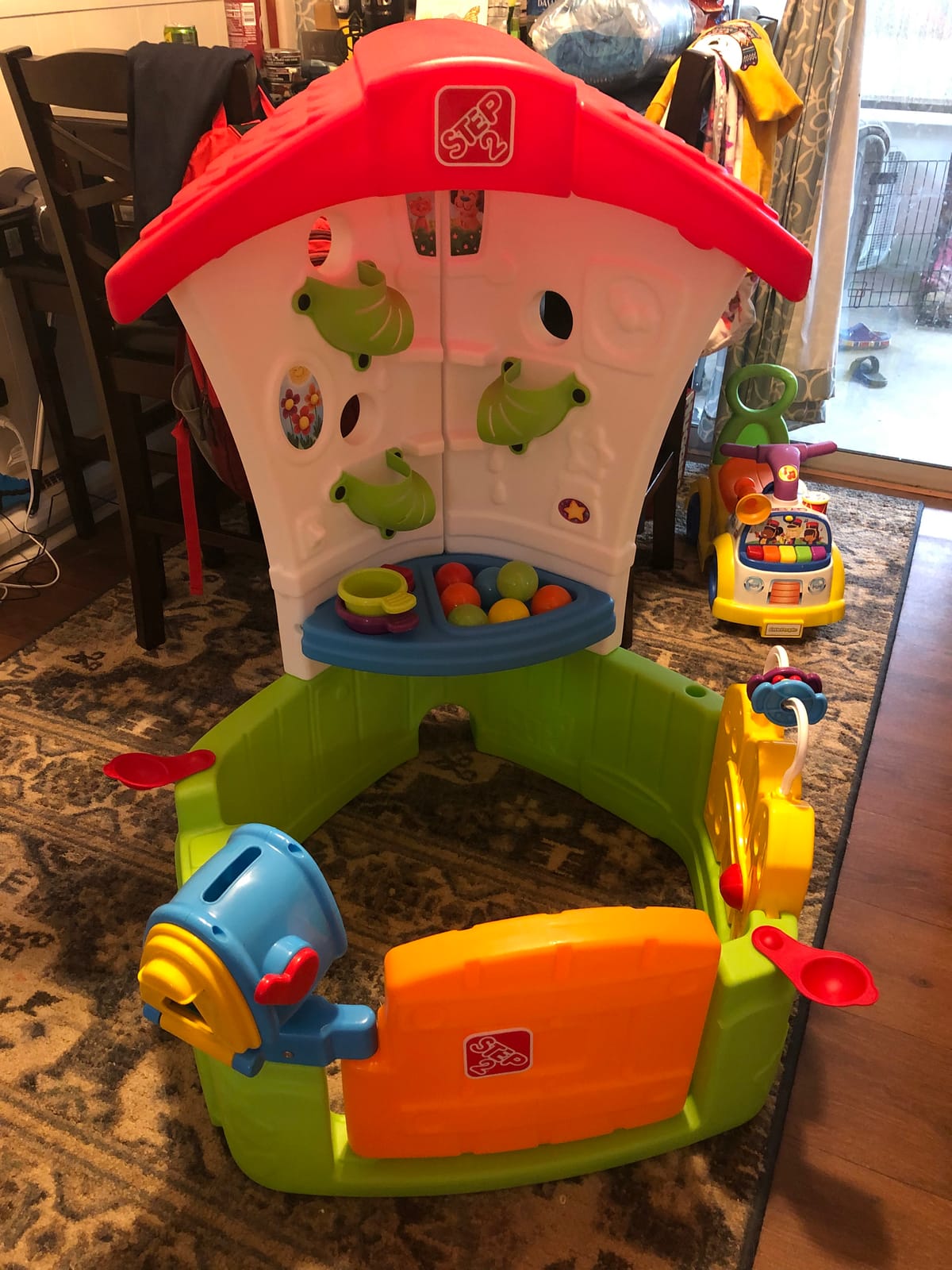 Step2 Toddler Corner House, Kids Playhouse, Indoor/Outdoor Playset, Play Gym with Kitchenette, Includes 15 Piece Toy Accessories, Made of Durable Plastic, for Toddlers 1+ Years Old customer photo 2