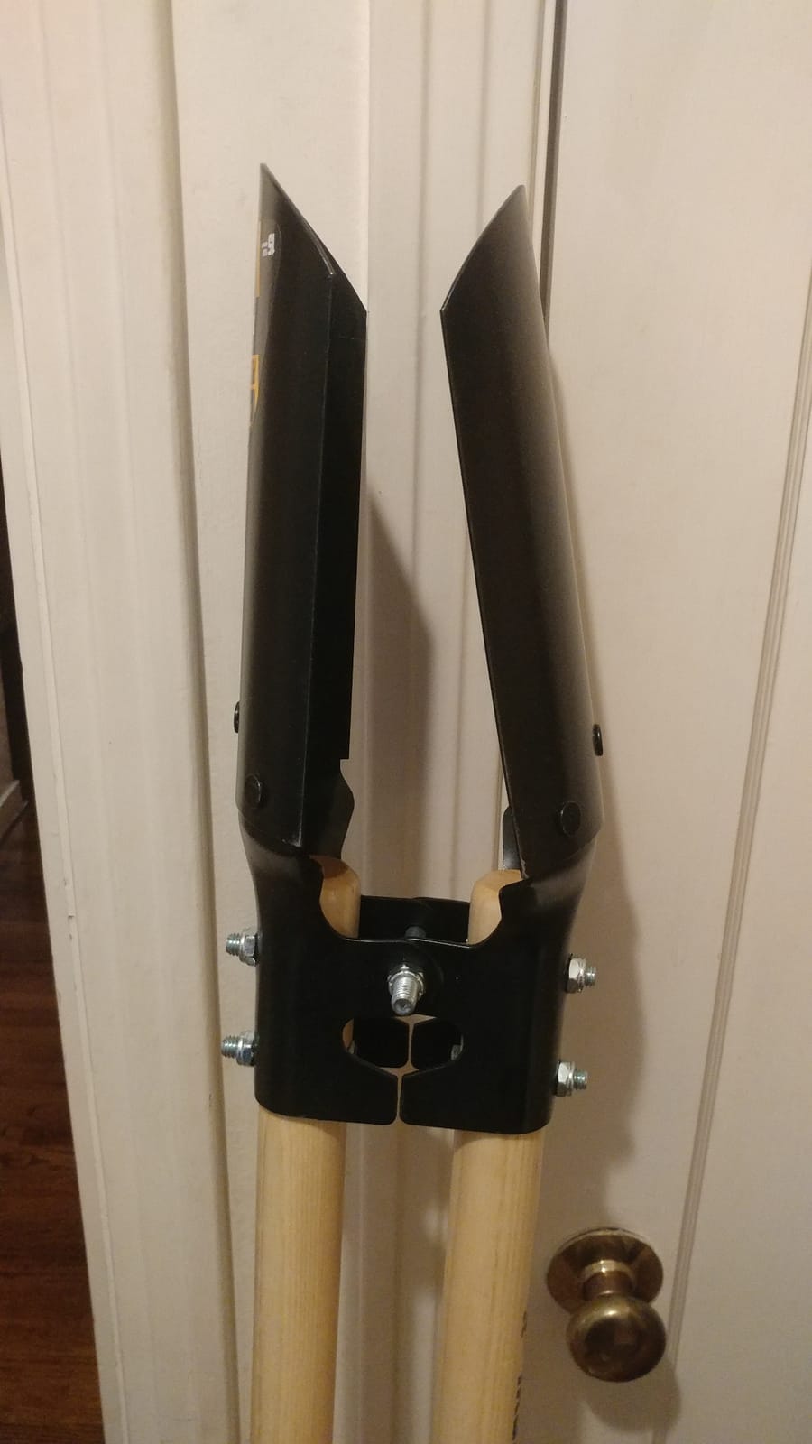 True Temper 2717900 48 in. Hardwood Handle Post Hole Digger with Ruler and Cushion Grips, 40 Inch customer photo 1