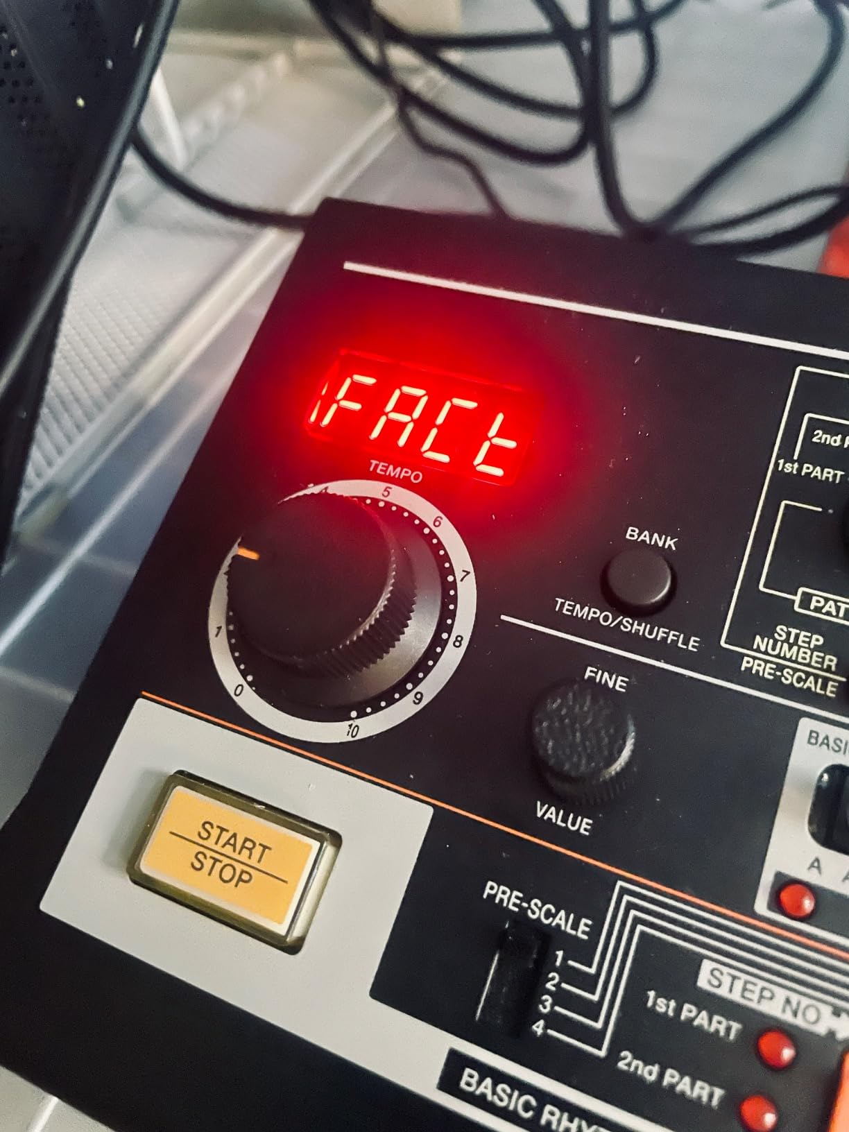 Roland Rhythm Composer, 10 Outputs (TR-08) customer photo 1
