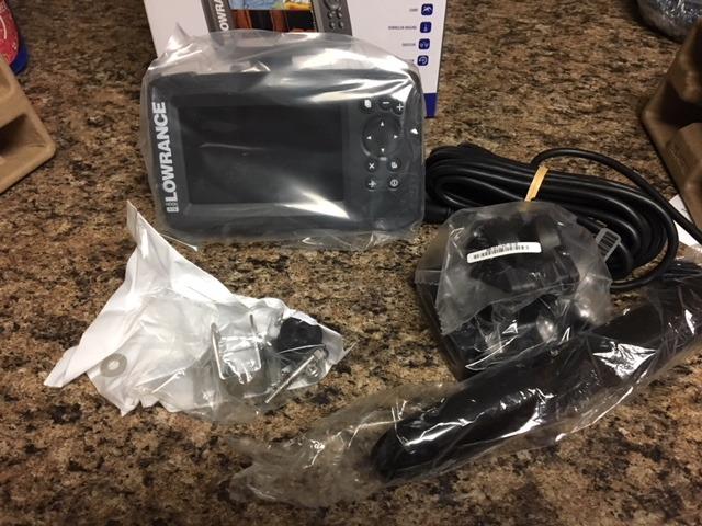 Lowrance HOOK2 12 - 12-inch Fish Finder with TripleShot Transducer and US Inland Lake Maps Installed … customer photo 2