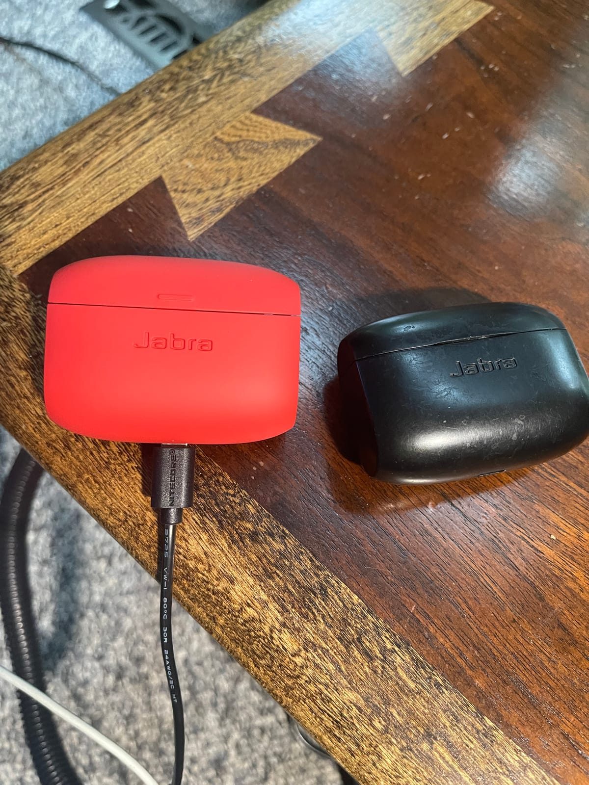 Jabra Elite 65t Alexa Enabled True Wireless Earbuds Charging Case – Titanium Black customer photo 1