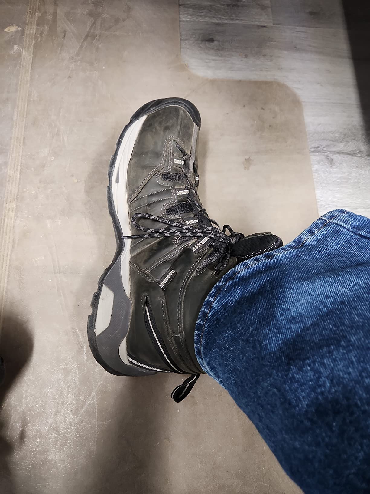 KEEN Utility Detroit XT Mid Steel Toe Waterproof customer photo 1