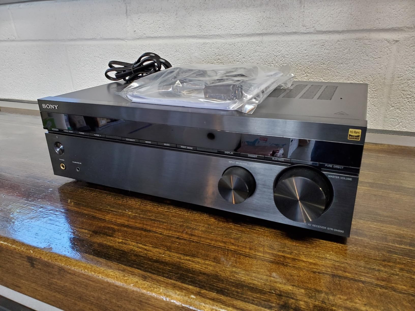 Sony STRDH590 5.2 Channel Surround Sound Home Theater Receiver: 4K HDR AV Receiver with Bluetooth,Black customer photo 2