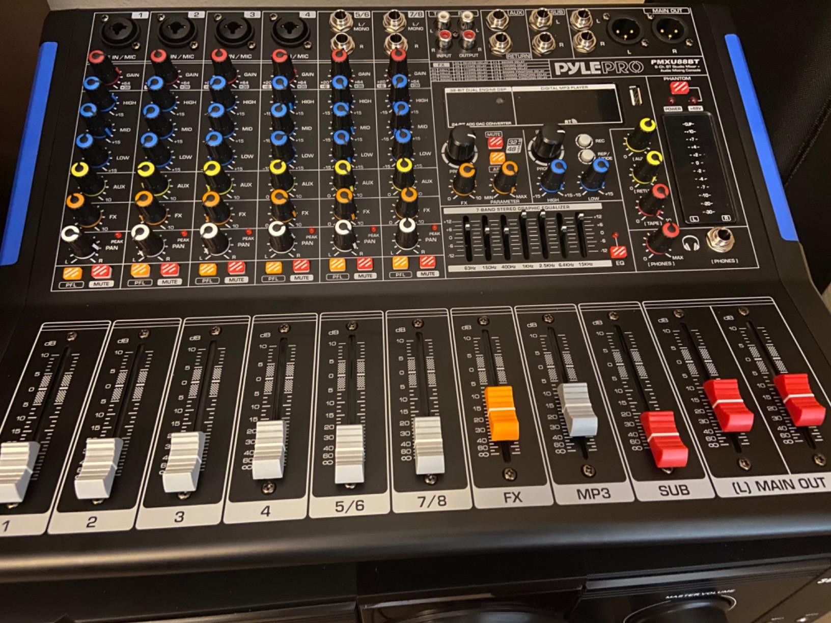 Pyle 8-Channel Console Style Audio Mixer with Bluetooth - DJ Sound Controller, 4 XLR / Combo Inputs, Sub Out, +48V Phantom, USB-A In, 16 DSP Effects, MP3 Player, 7-Band EQ - PMXU88BT customer photo 2