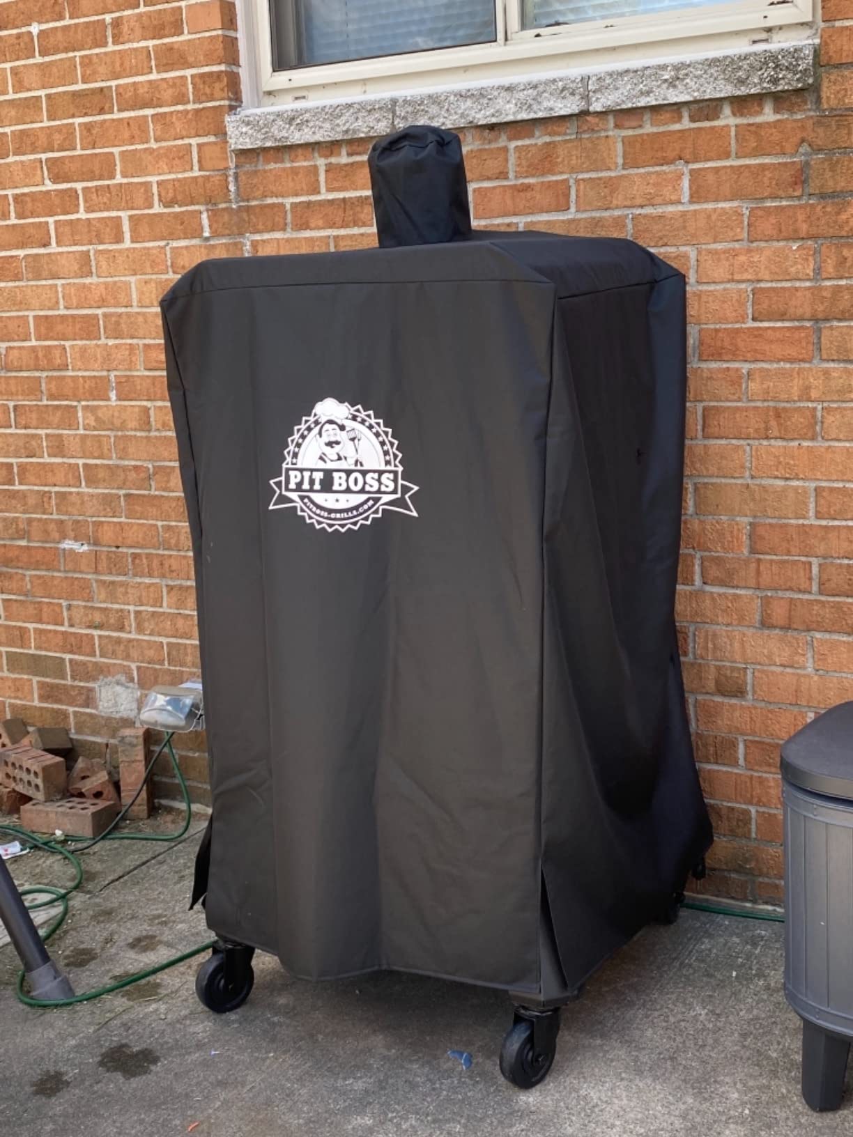 Pit Boss 5-Series Wood Pellet Vertical Smoker Cover, Black customer photo 1