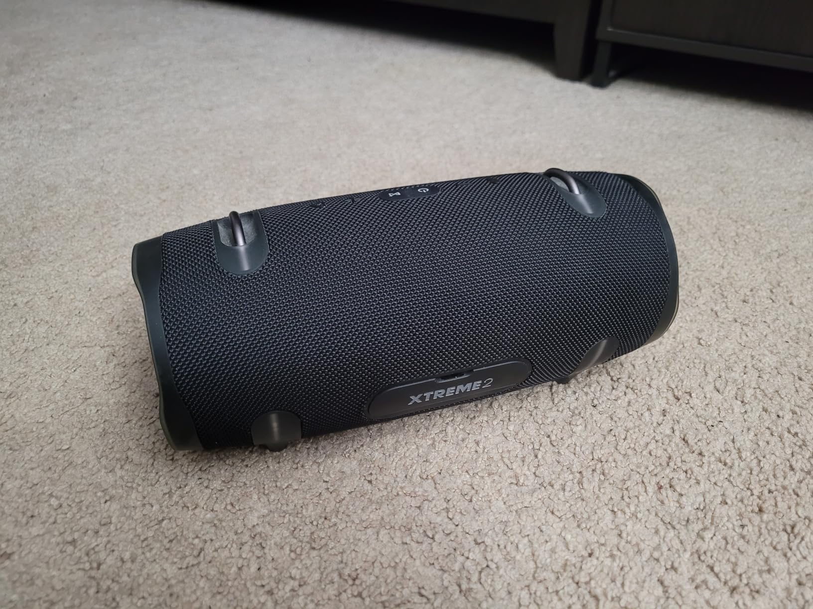 JBL Xtreme 2, Waterproof Portable Bluetooth Speaker, Black | Wireless Bluetooth Streaming, Up to 15 hours of playtime, IPX7 waterproof, JBL Connect, Durable fabric and rugged material customer photo 1