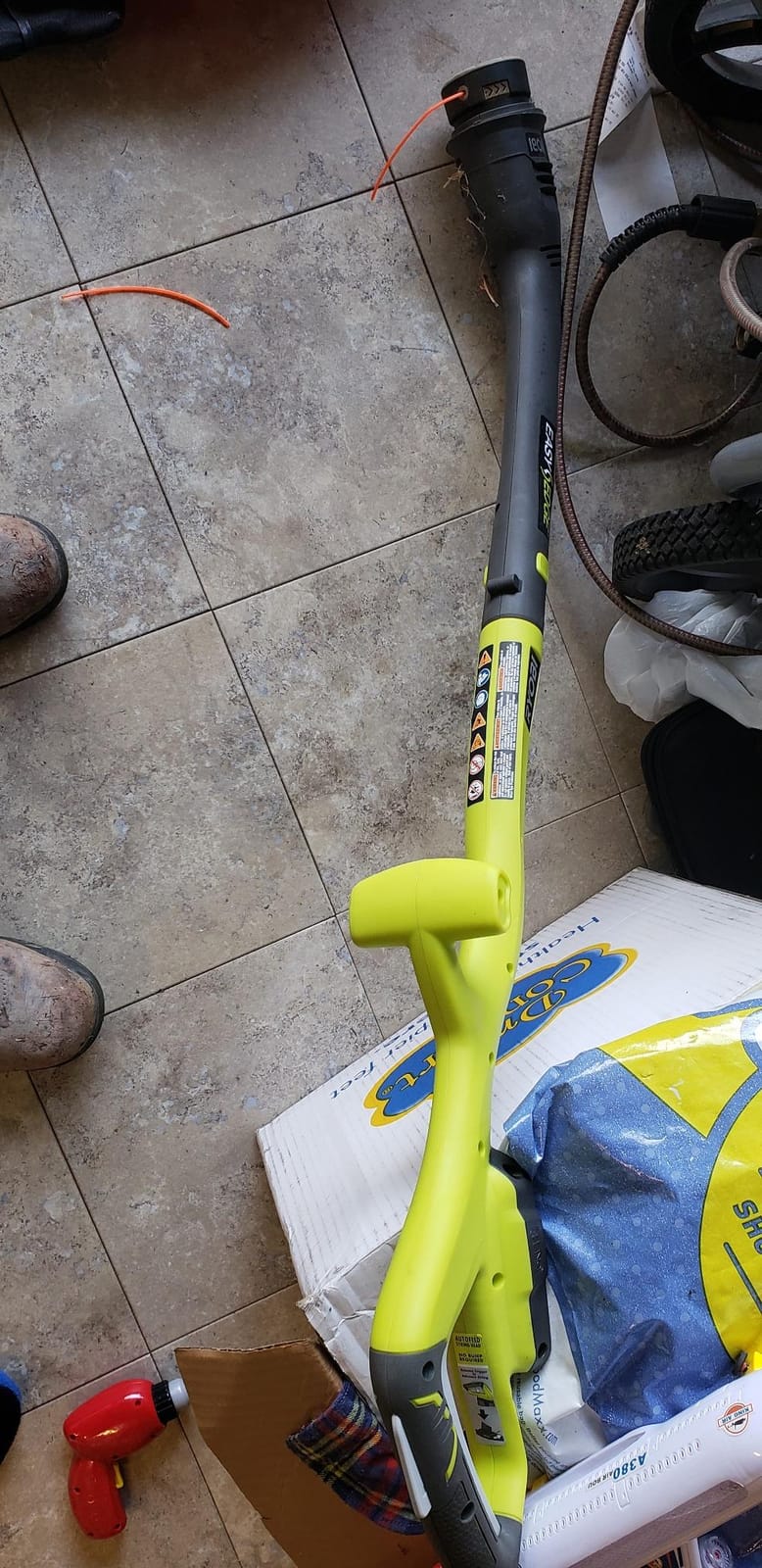 Ryobi One ONE+ 18-Volt Lithium-Ion String Trimmer/Edger and Blower Combo Kit 2.0 Ah Battery and Charger Included customer photo 1