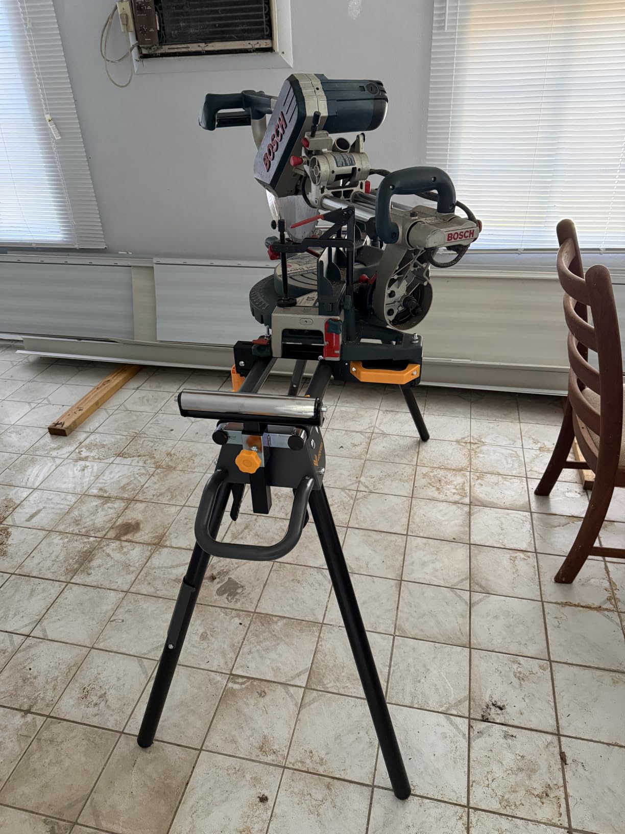 Deluxe Heavy Duty Rolling Miter Saw Stand with 8 in Wheels 330 Lbs Load Capacity Black and Grey Single Pack WK-MS029E-2 customer photo 2