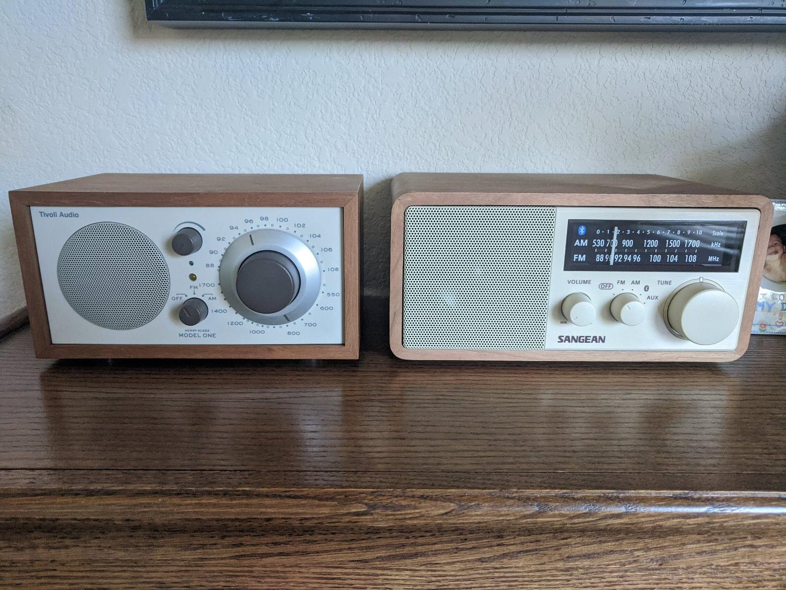 Sangean WR-16 AM/FM, Aux-in, Bluetooth, Wooden Cabinet Radio customer photo 1