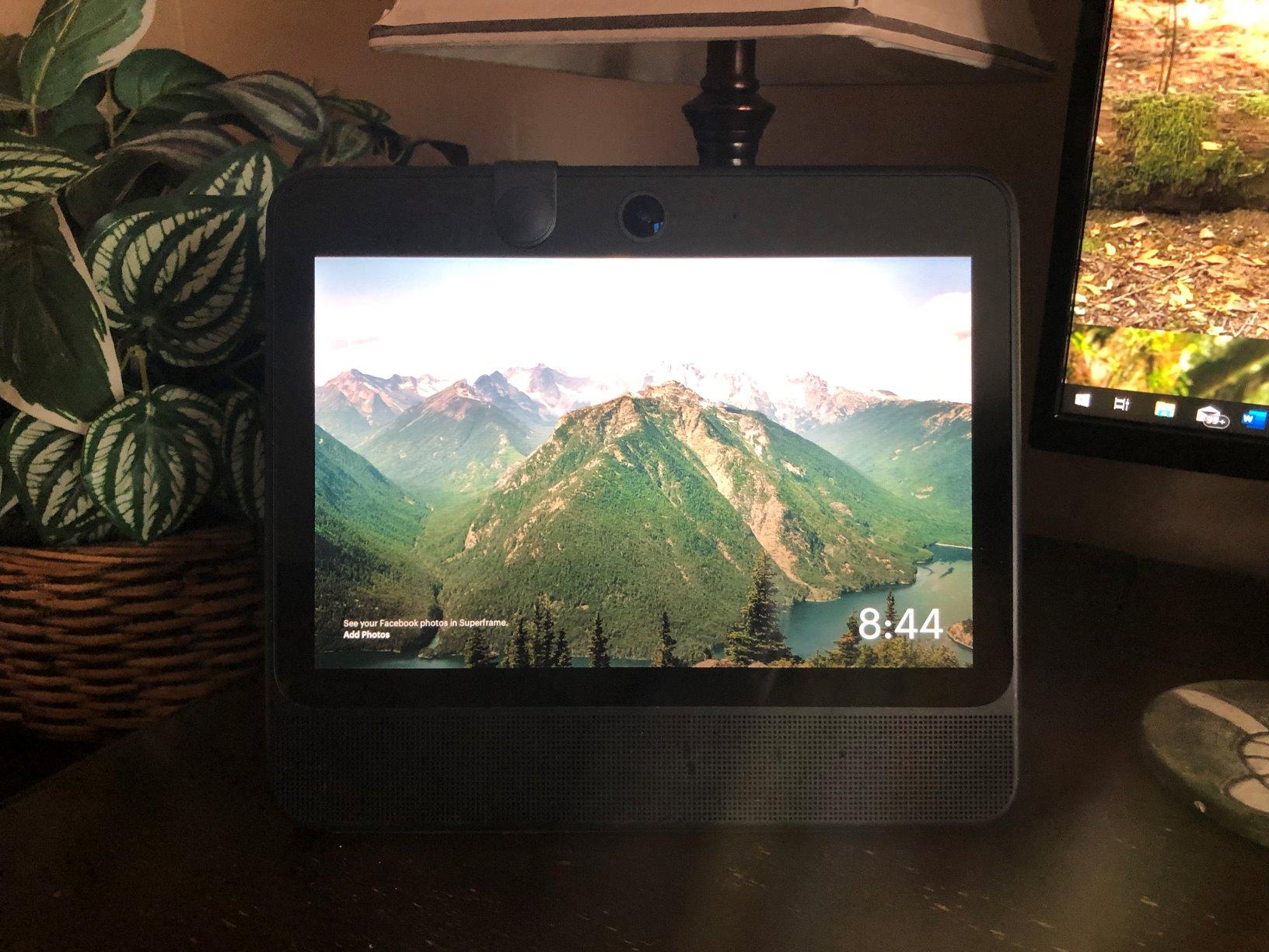 Portal from Facebook. Smart, Hands-Free Video Calling with Alexa Built-in (Gen 1) customer photo 2