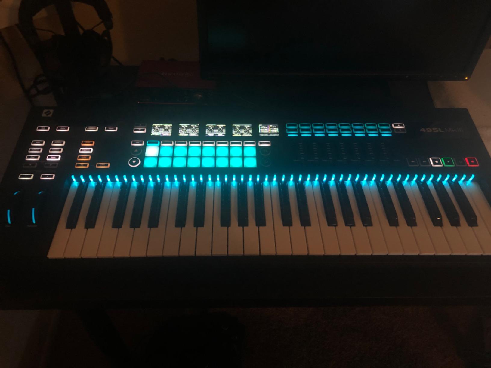 Novation 49SL MkIII 49-Key MIDI Controller Keyboard and Sequencer customer photo 1