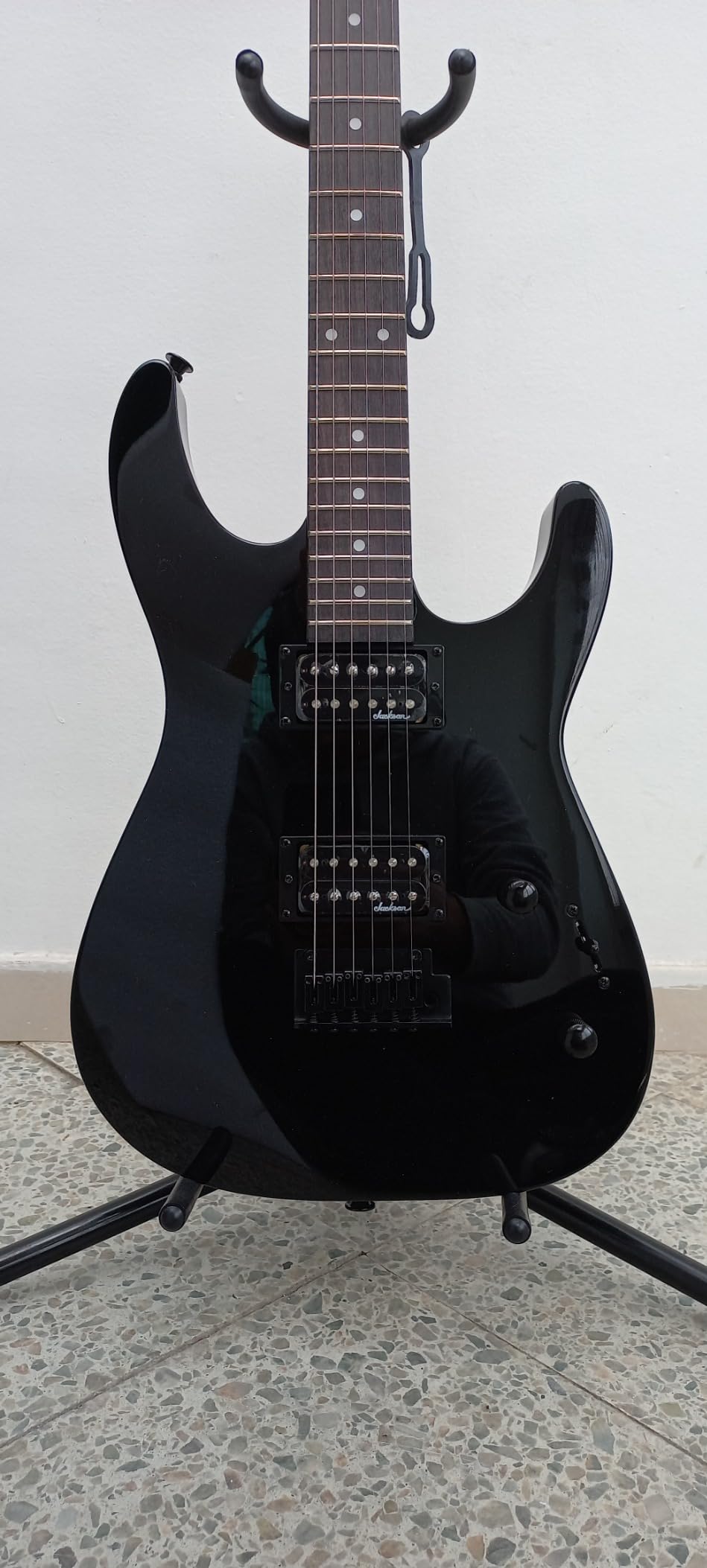 Jackson JS Series Dinky JS11 - Black with Amaranth Fingerboard customer photo 2