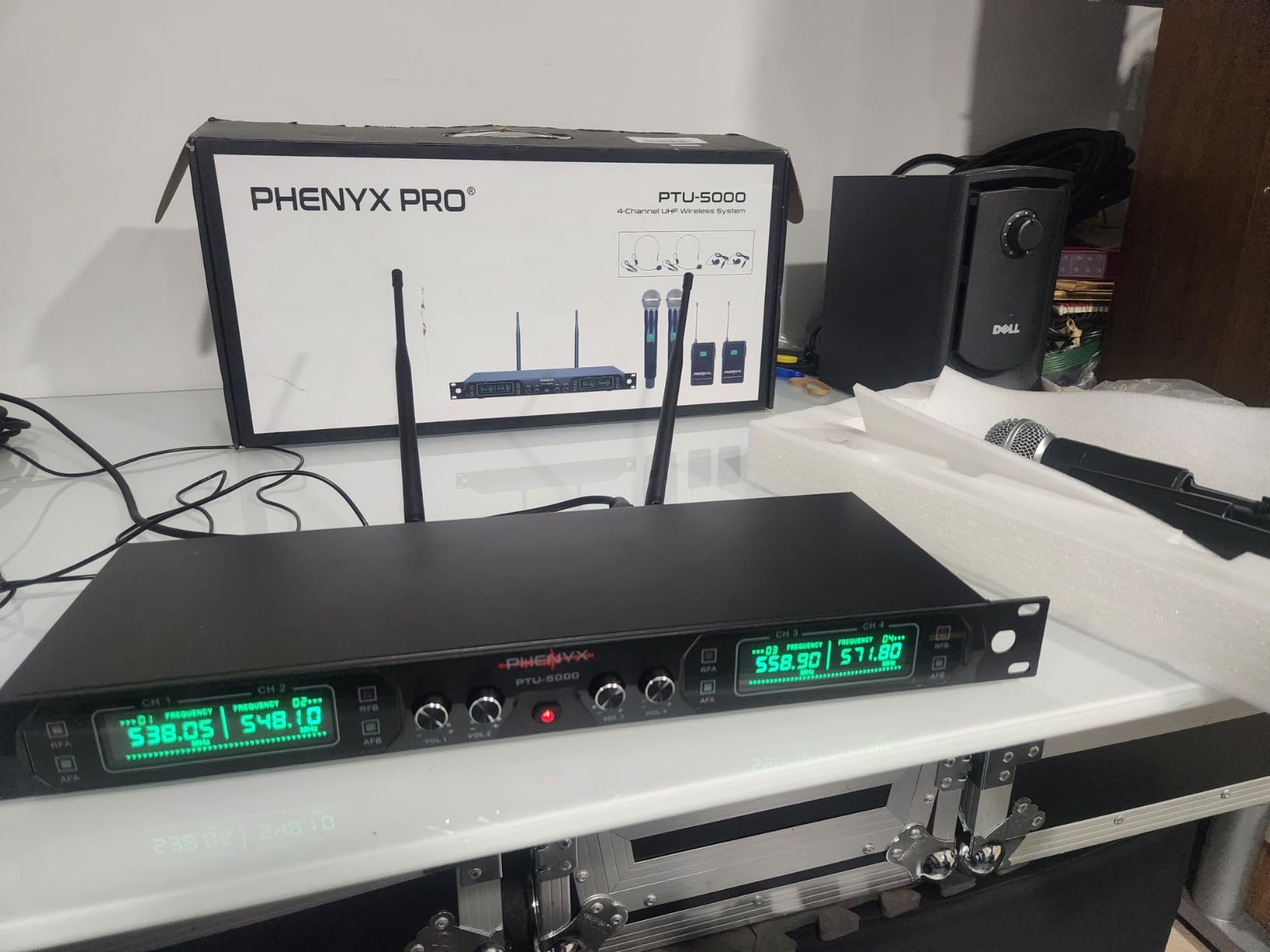 Phenyx Pro 4-Ch UHF Fixed Frequency Wireless Microphone PTU-5000-2H2B customer photo 2