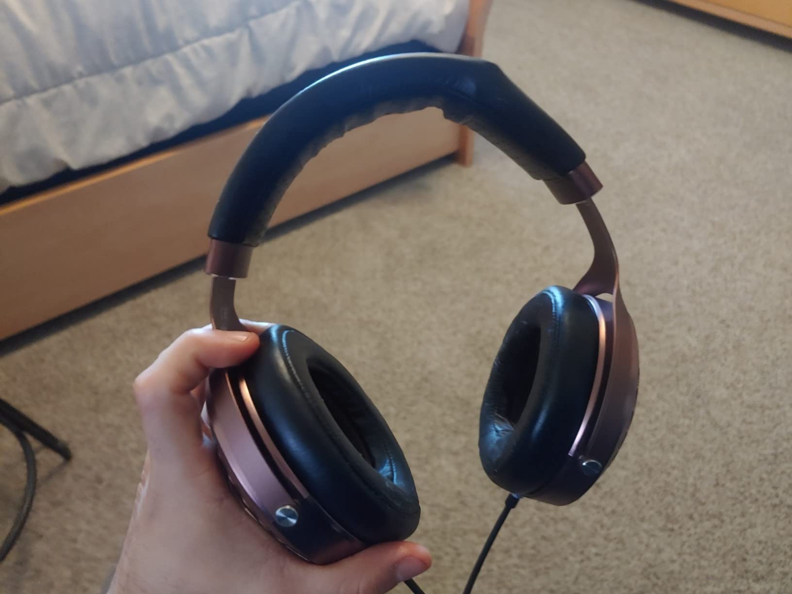 Focal Stellia Audiophile Circum-aural Closed-back Headphones for Home and On-the-go Use with Carrying Case customer photo 2