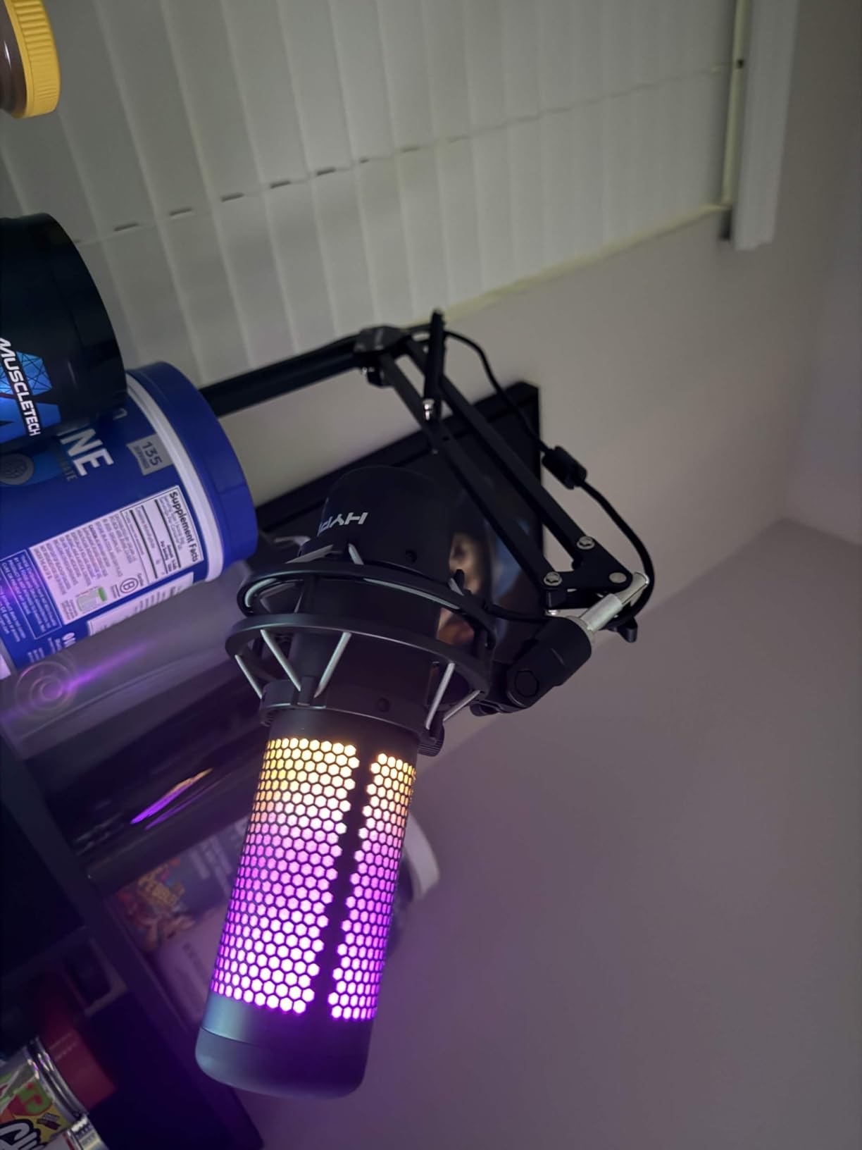 Microphone Stand for Blue Yeti, Quadcast Boom Arm Scissor Mic Stand with Windscreen and Double layered screen Pop Filter Heavy Duty Mic Boom Scissor Arm Stands, Broadcasting and Recording.Game customer photo 1