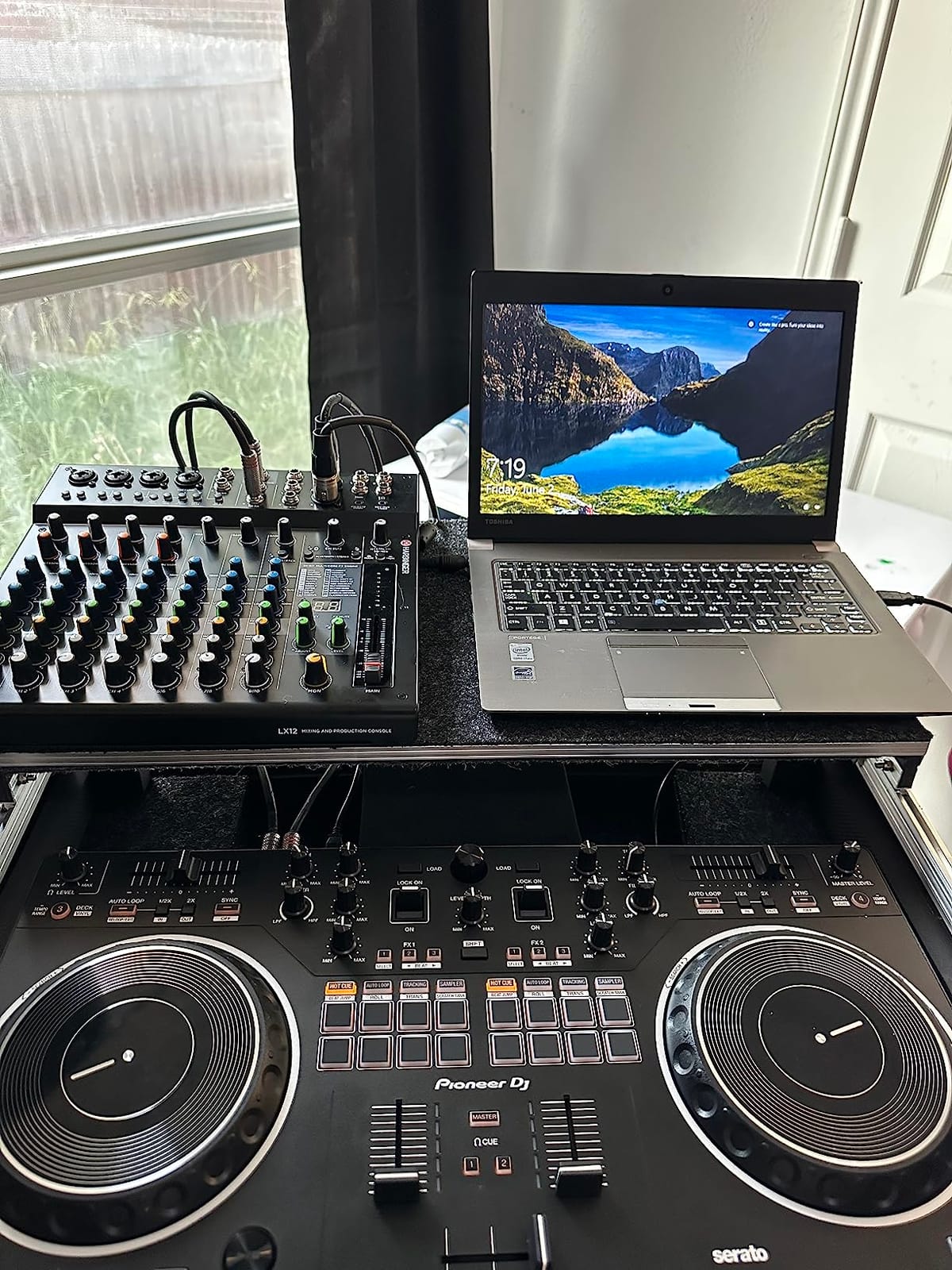 Flight Case Fits Reloop Terminal Mix 8 Glide Laptop Stand Harmony Cases customer photo 1