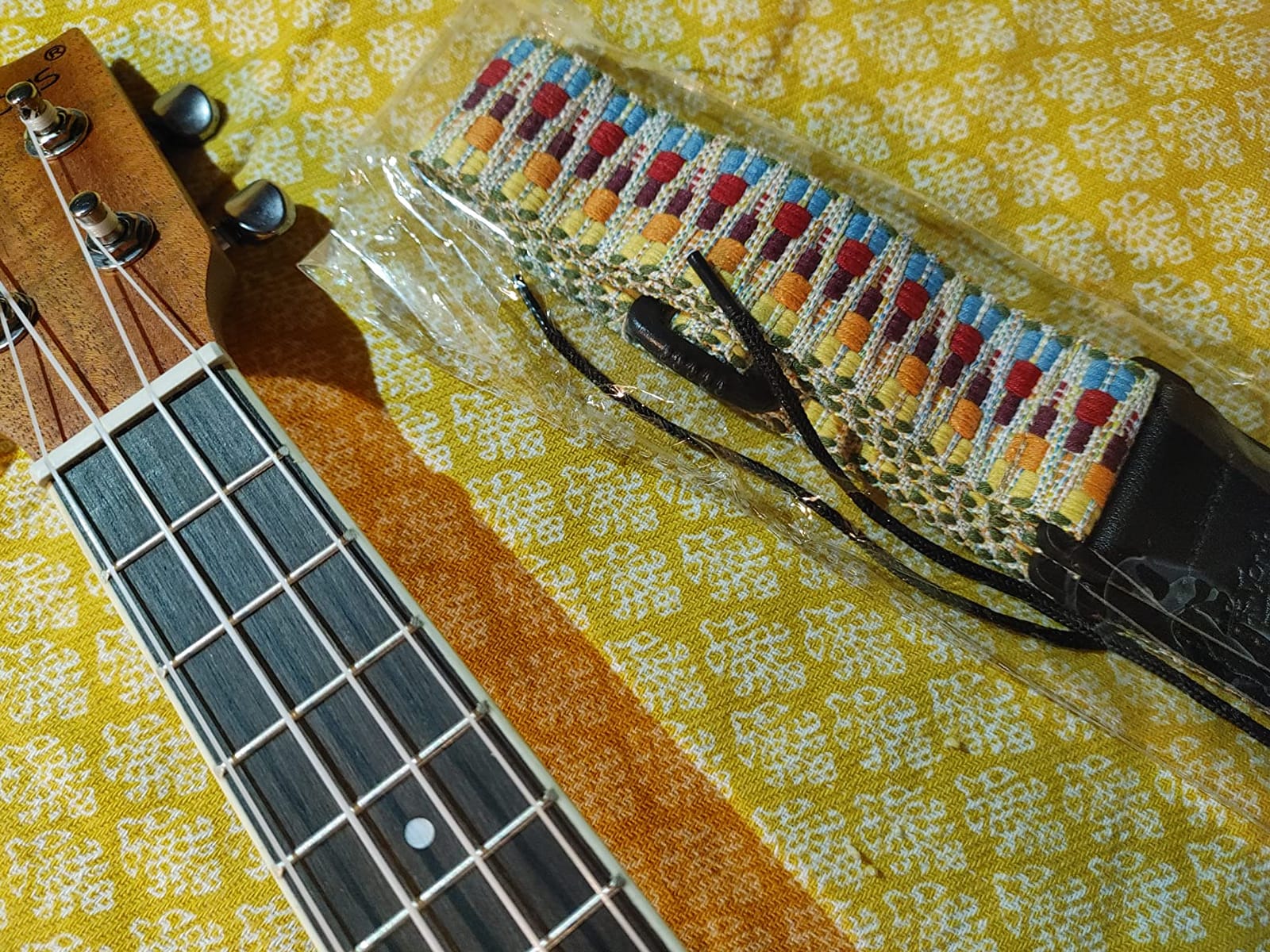 Concert Ukulele 23 inch Mahogany Ukelele Beginner Kit w/Free Online Lesson Case Strap Tuner Picks, Fast to Learn customer photo 2